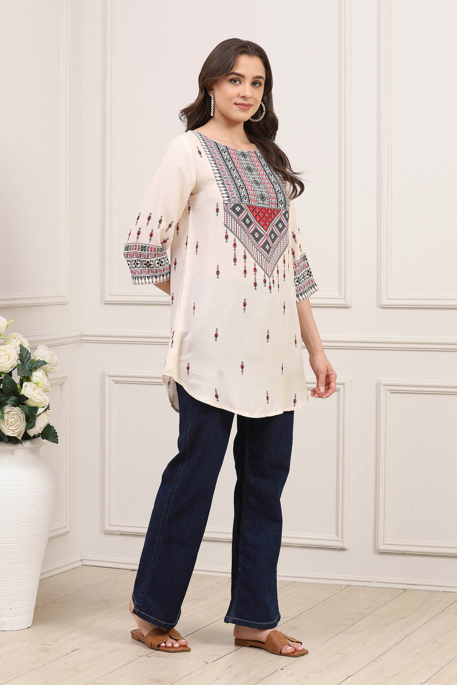 Ecru LIVA Straight Printed Kurti K60