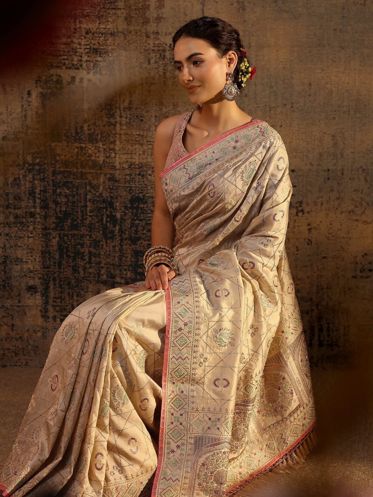 Libas Cream Ethnic Motifs Embroidered Silk Blend Saree With Unstitched Blouse Piece S45