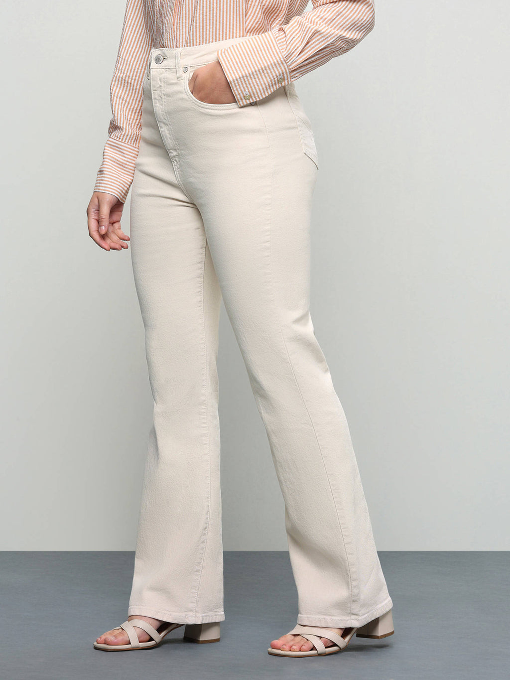 Women Beige Solid/Plain Cotton Jeans | BT10 - view 4