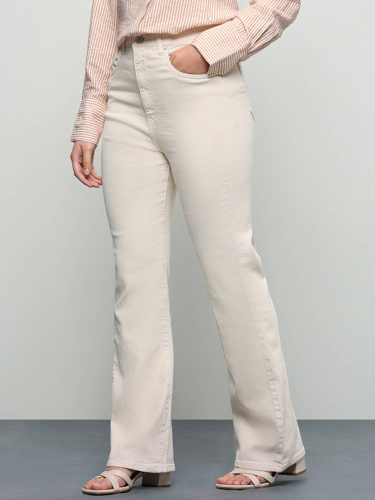 Women Beige Solid/Plain Cotton Jeans | BT10 - view 6