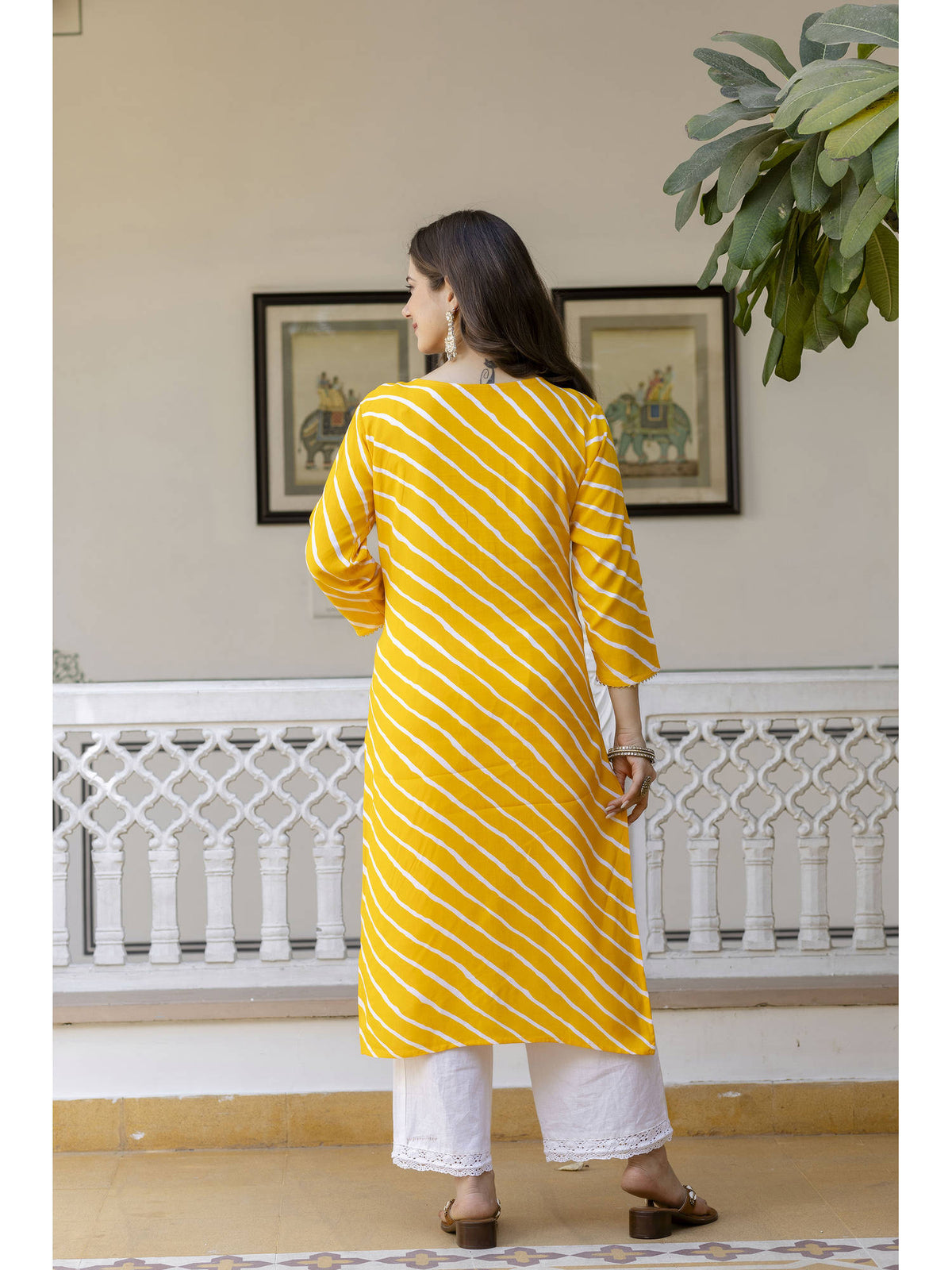 Yellow Cotton Embroidered Kurta | FY93 - view 2