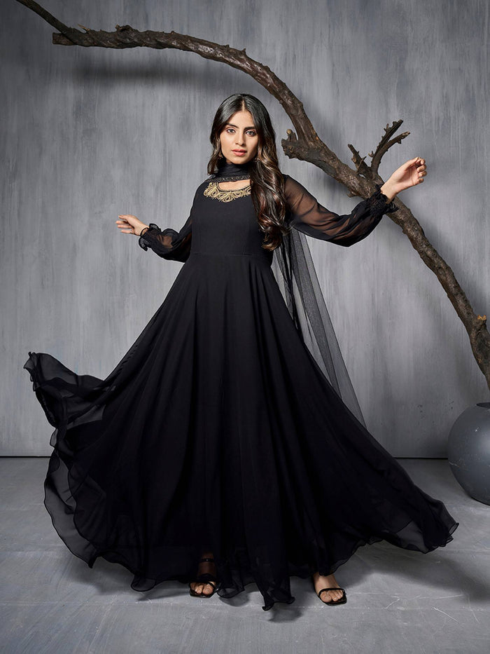 Black Ethnic Motifs Sequinned Embroidered Kurta with Dupatta | KDG - view 1