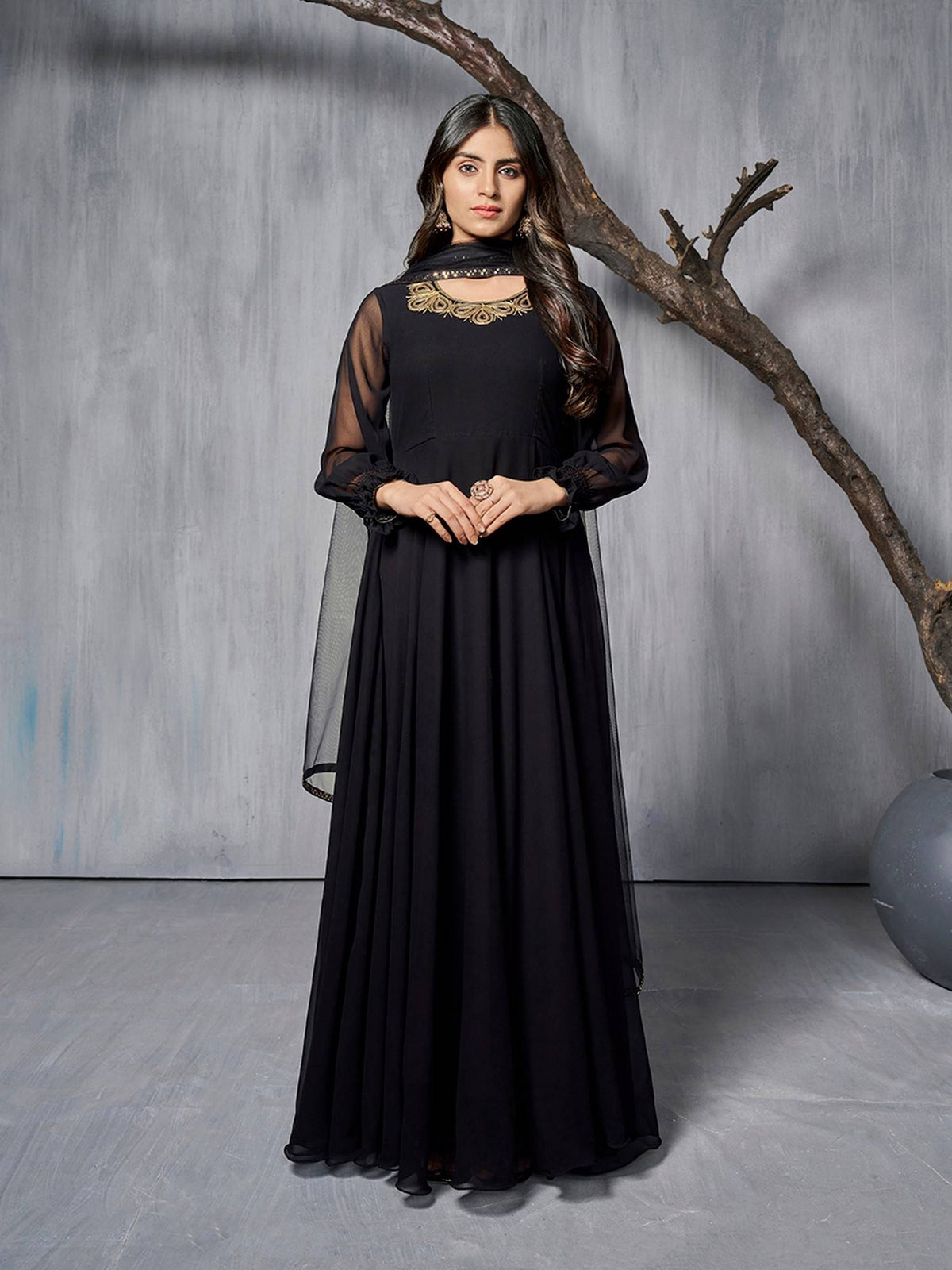 Black Ethnic Motifs Sequinned Embroidered Kurta with Dupatta | KDG - view 4