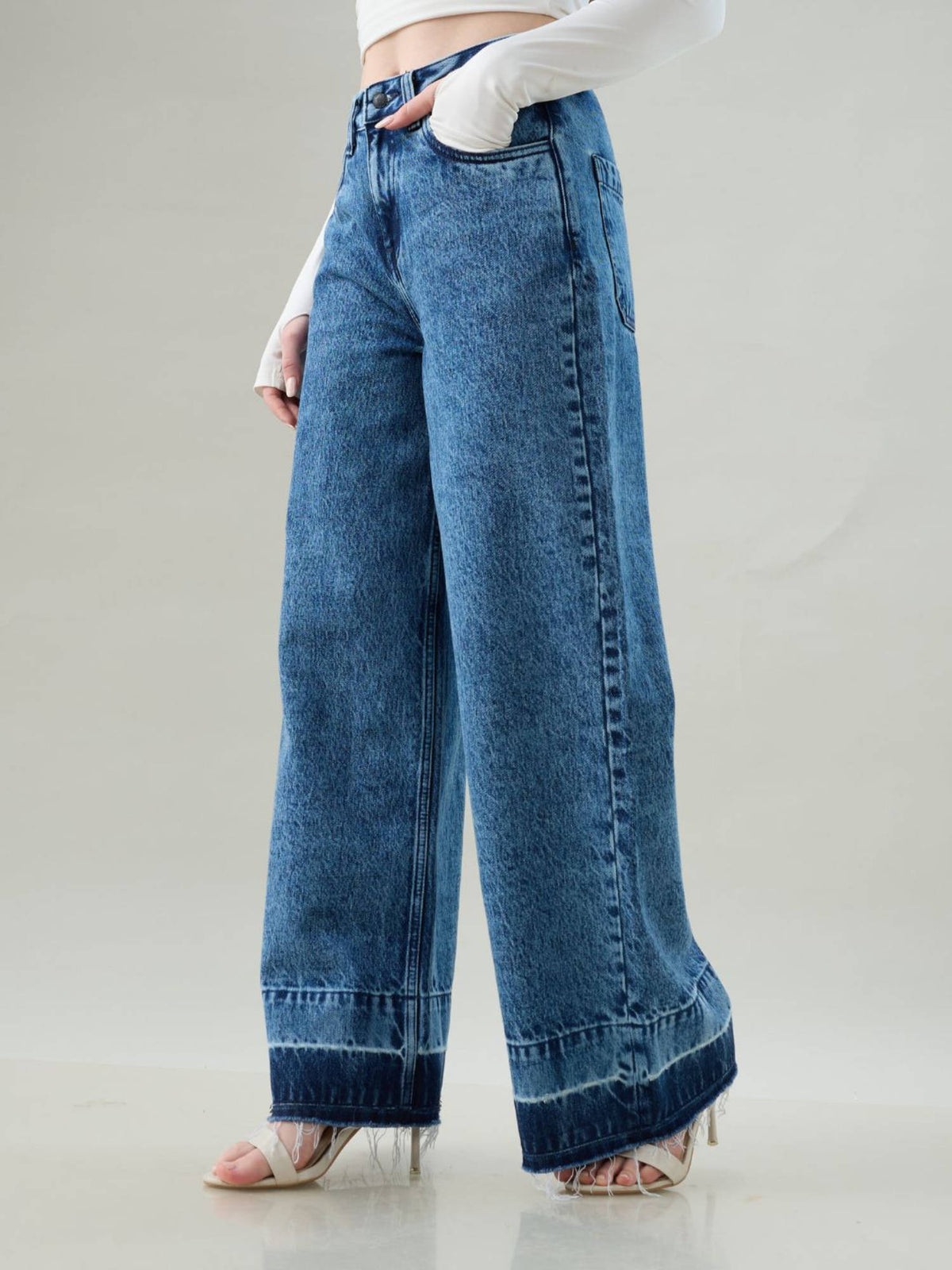 Dip Fade Wide Jeans | WL90 - view 3