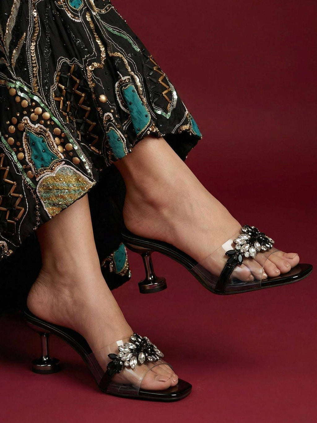Heels Black Sandals | H78 - view 1