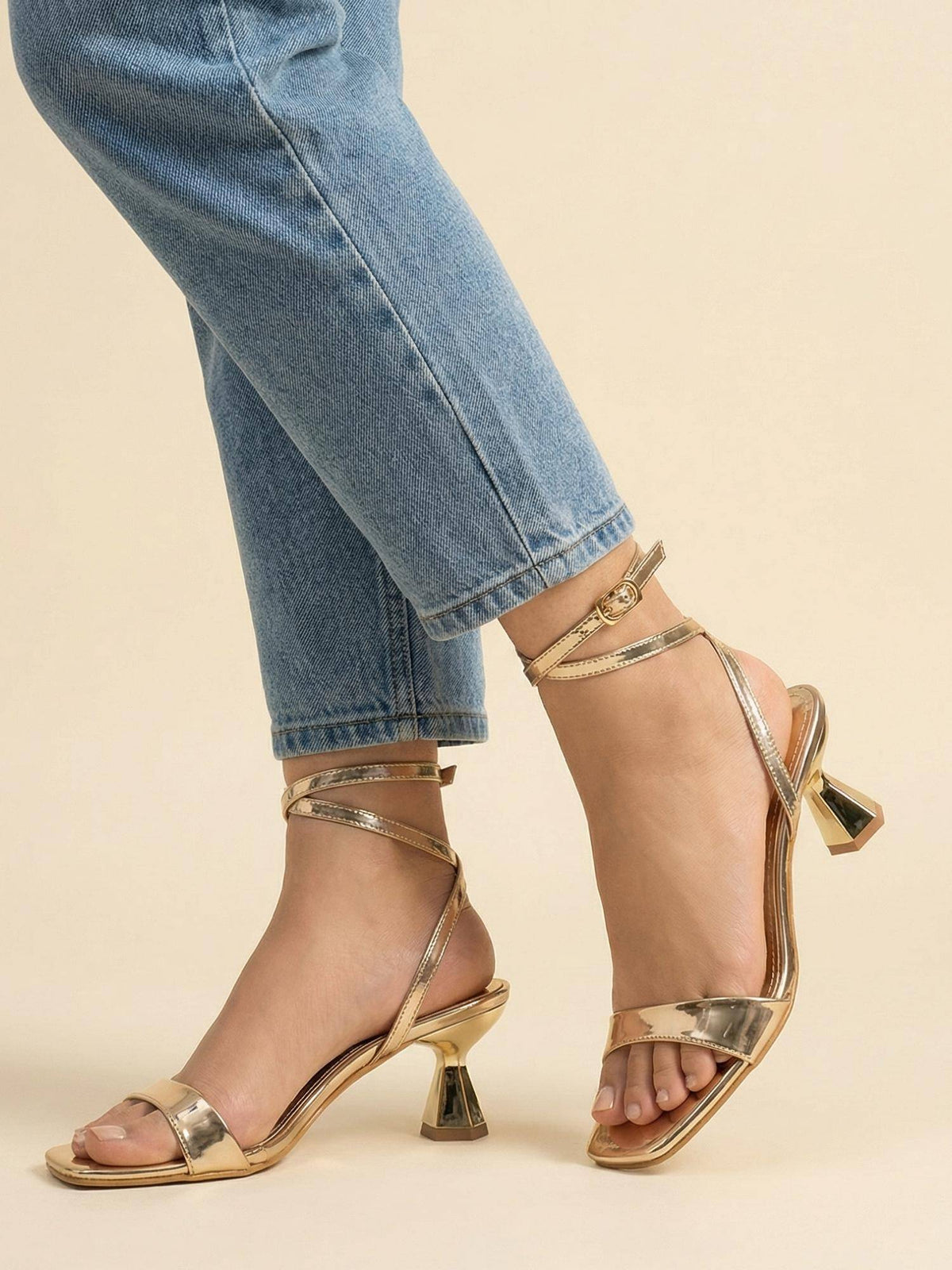 Heels Gold Sandals | H78 - view 1