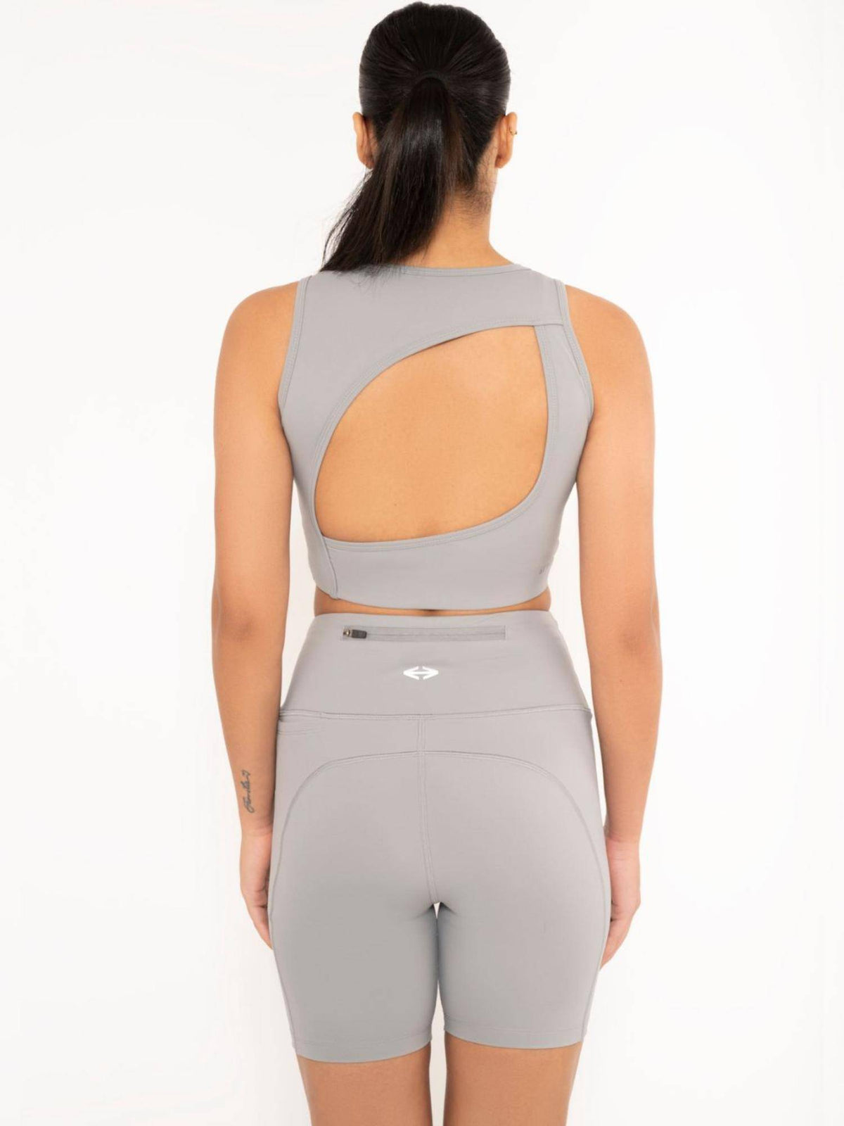Grey Solid Slim Fit High Rise Shorts - view 3