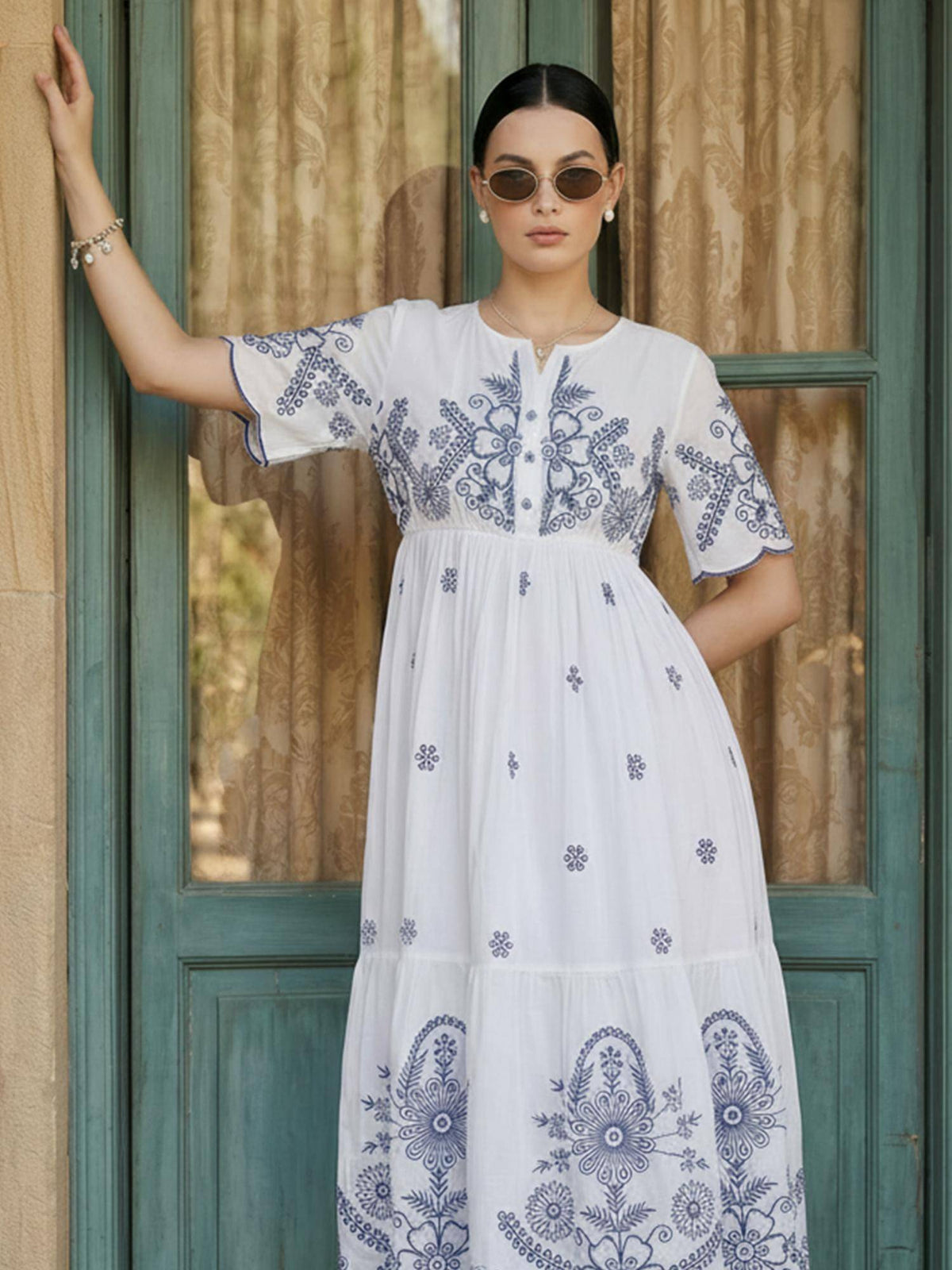 Cotton White Embroidered Midi Dress | D56 - view 4