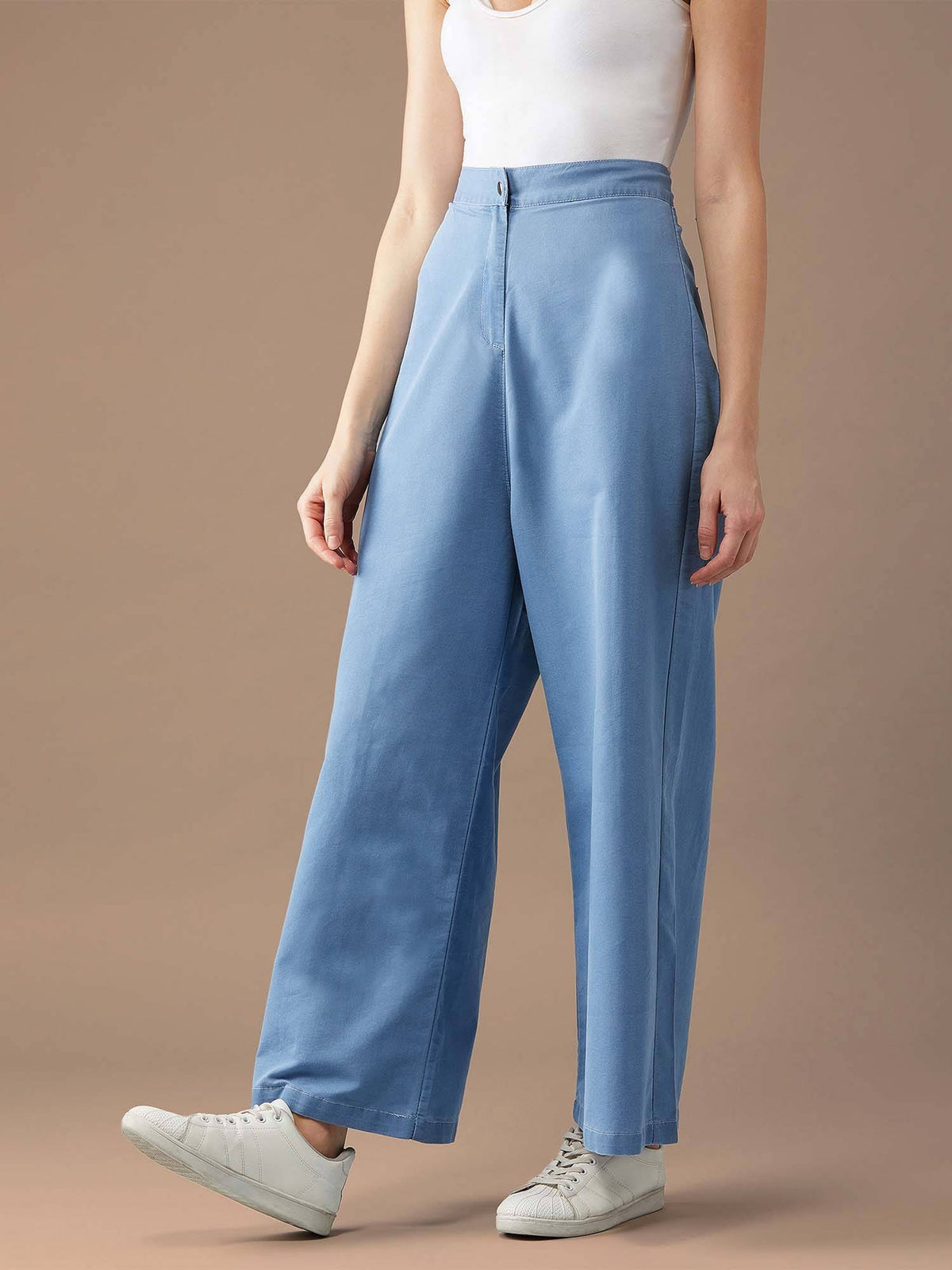 Women Blue Flared Wide-Leg Regular Length Non Stretchable Denim Jeans | WL90 - view 3