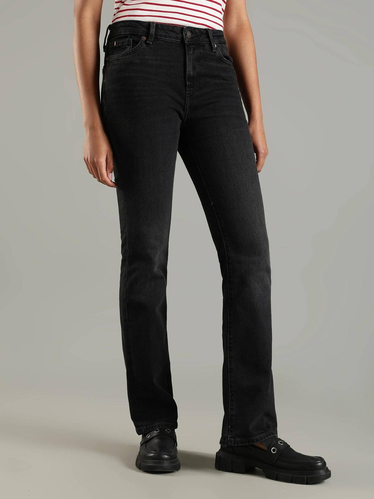 Black Bootcut Fit Mid Rise Jeans | BT10 - view 6