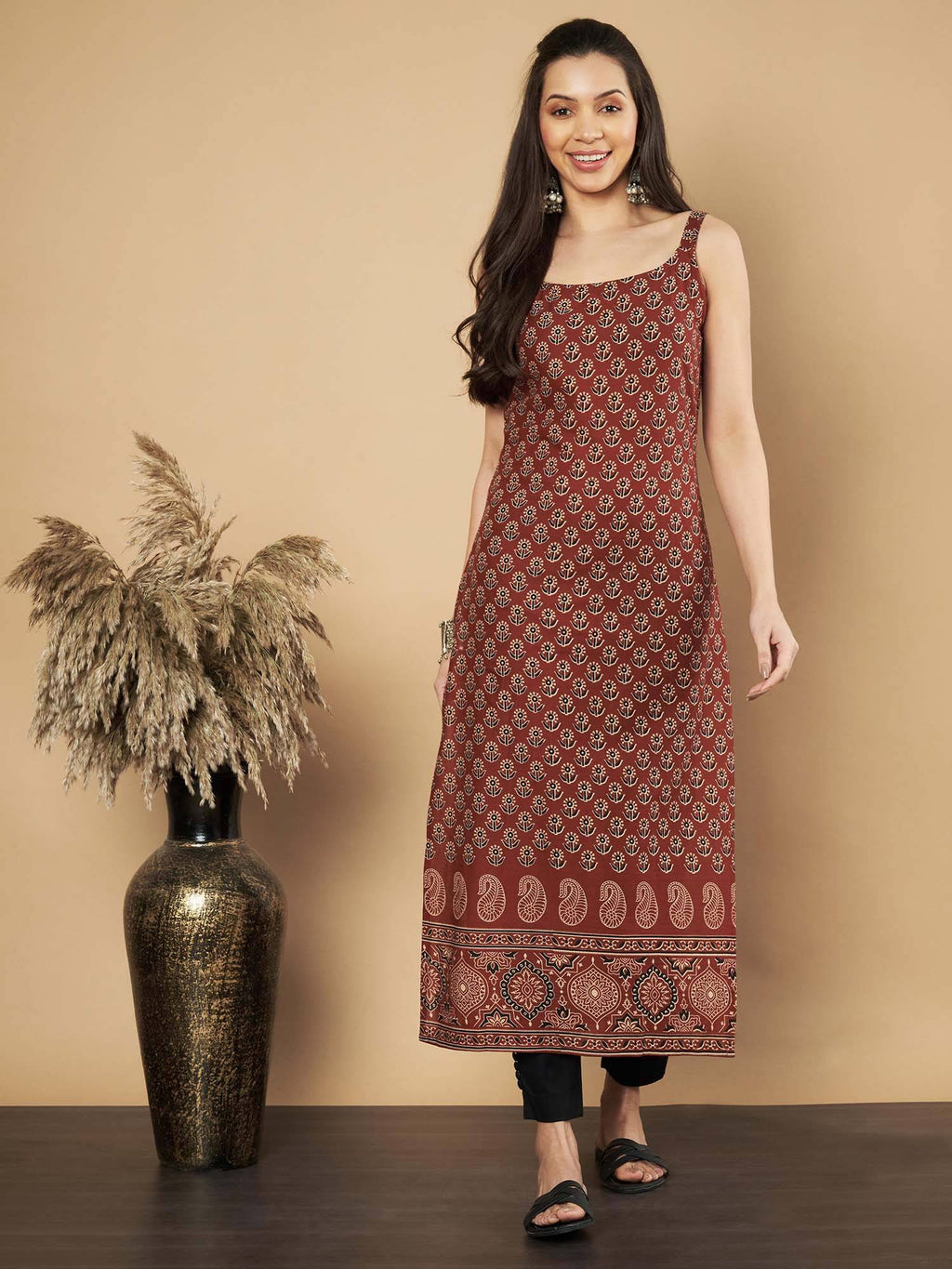 Women Floral Print Straight Cotton Black Stitched Kurta | U3S - view 17