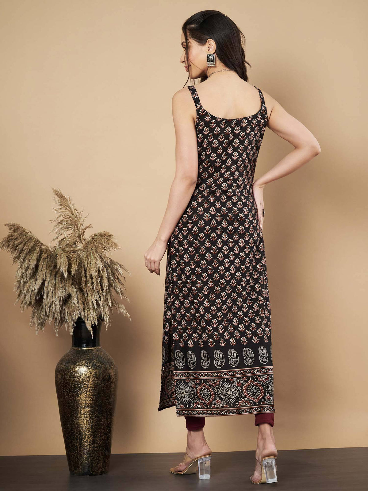 Women Floral Print Straight Cotton Black Stitched Kurta | U3S - view 2