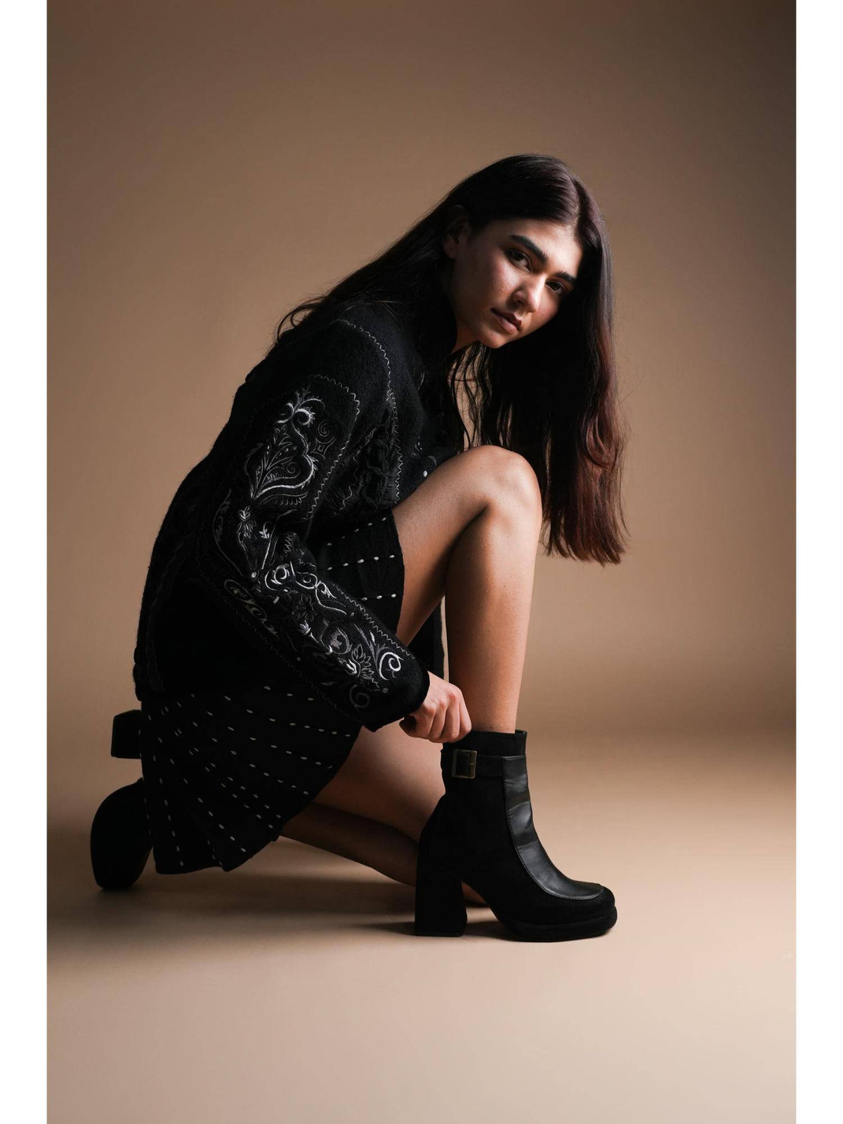 Women Gaga's Suede Ankle Casual Boots | BT61 - view 3