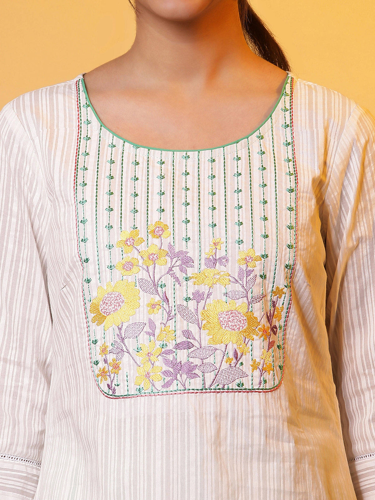 Women White Stripes Cotton Kurta | KDG - view 6