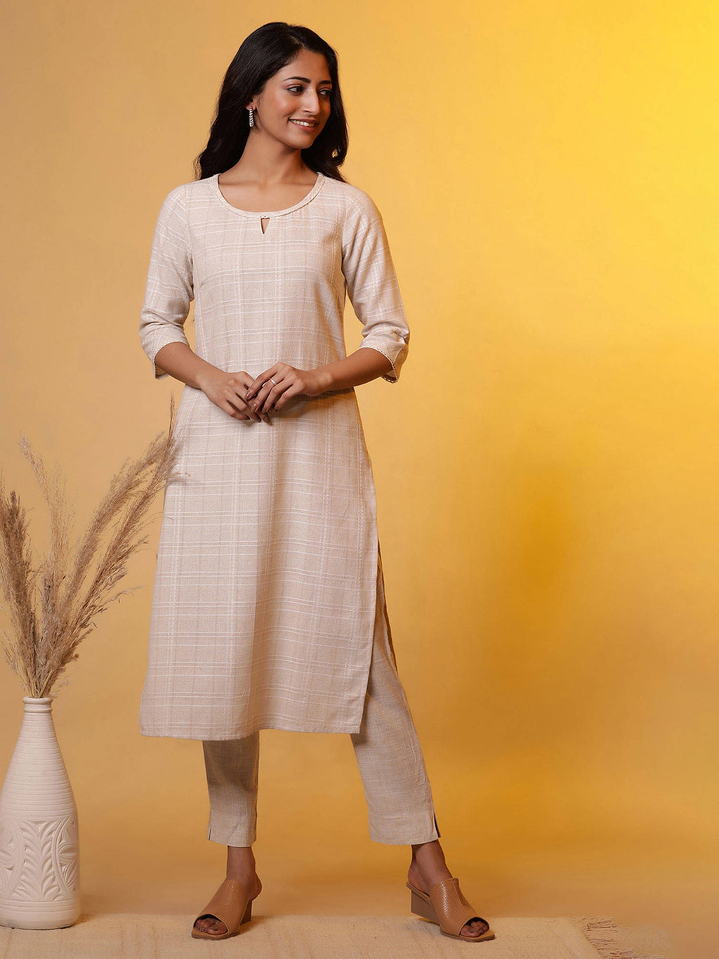 Women Beige Checks Rayon Kurta | KDG - view 3