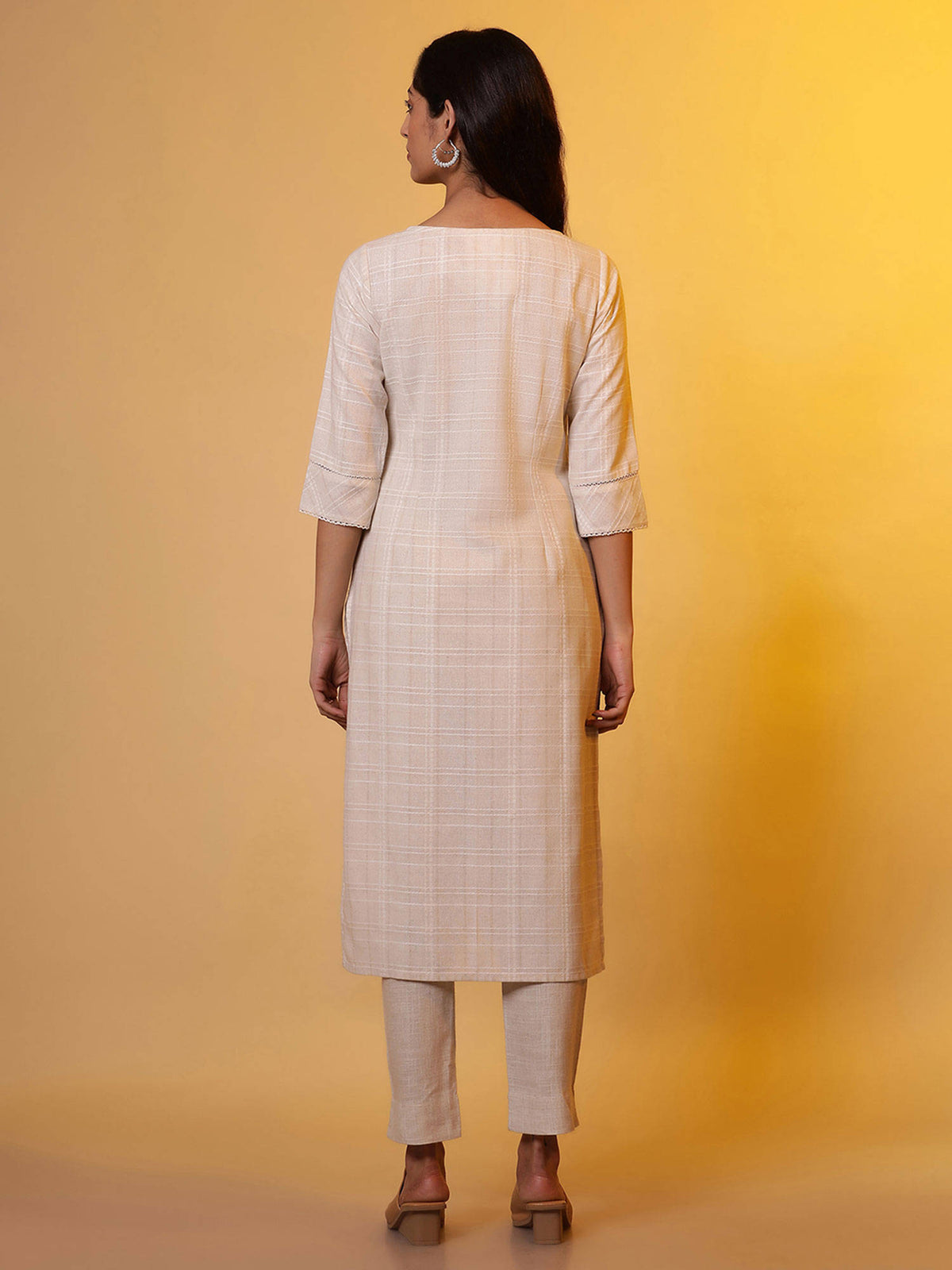 Women Beige Checks Rayon Kurta | KDG - view 6