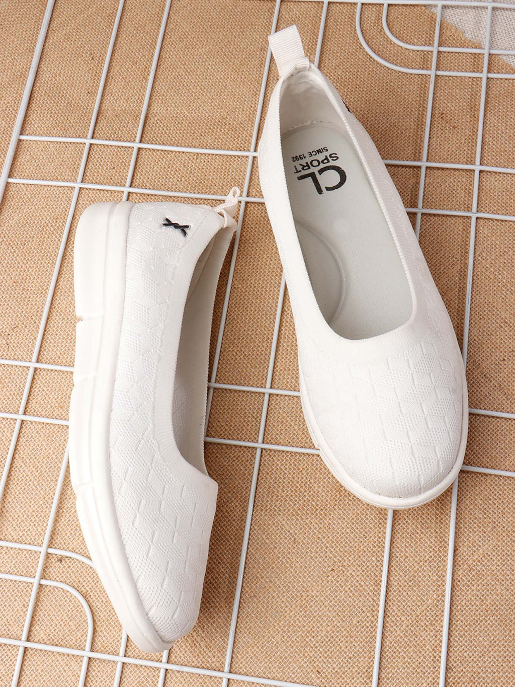 Women White Sneakers | SN09 - view 3