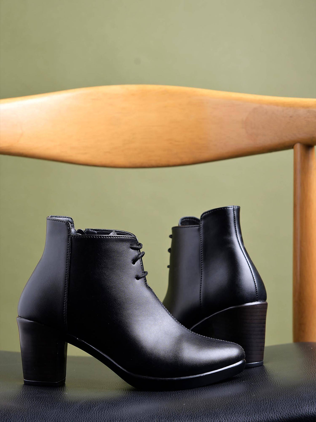 Smart Casual Black Boots | BT61 - view 4