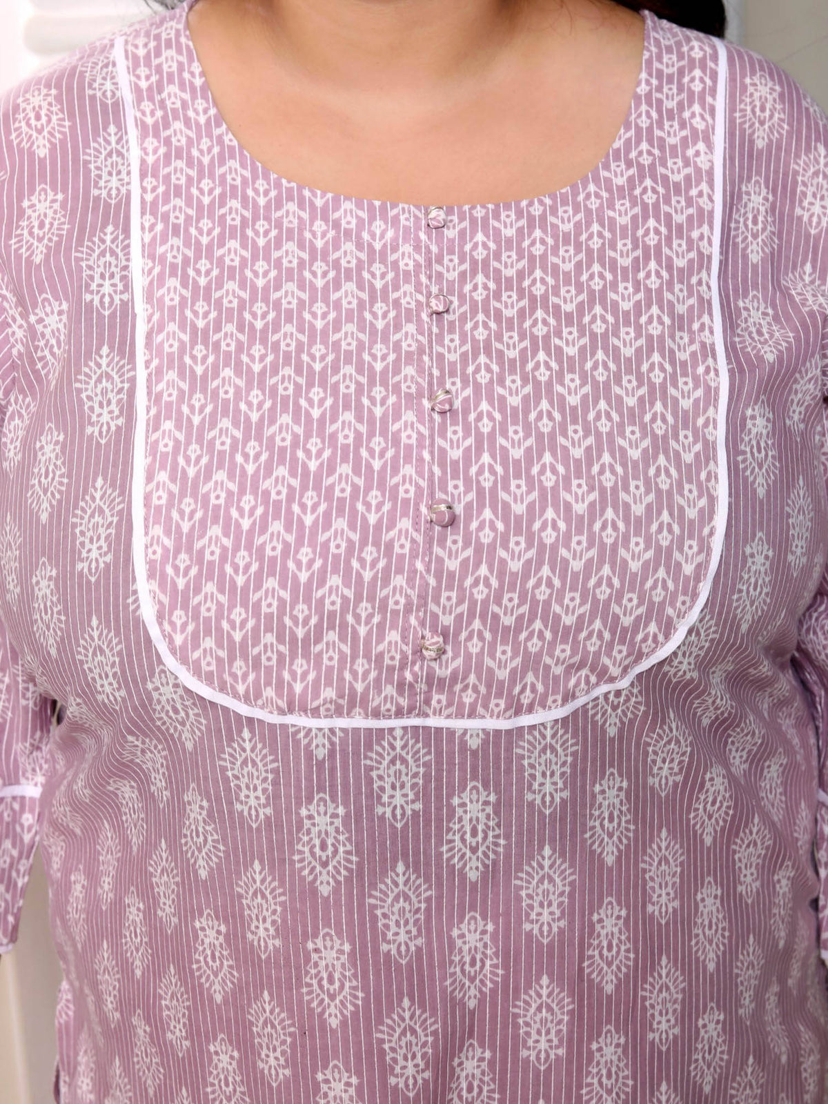 Women Plus Size Round Neck Kurta -Purple | FY93 - view 6
