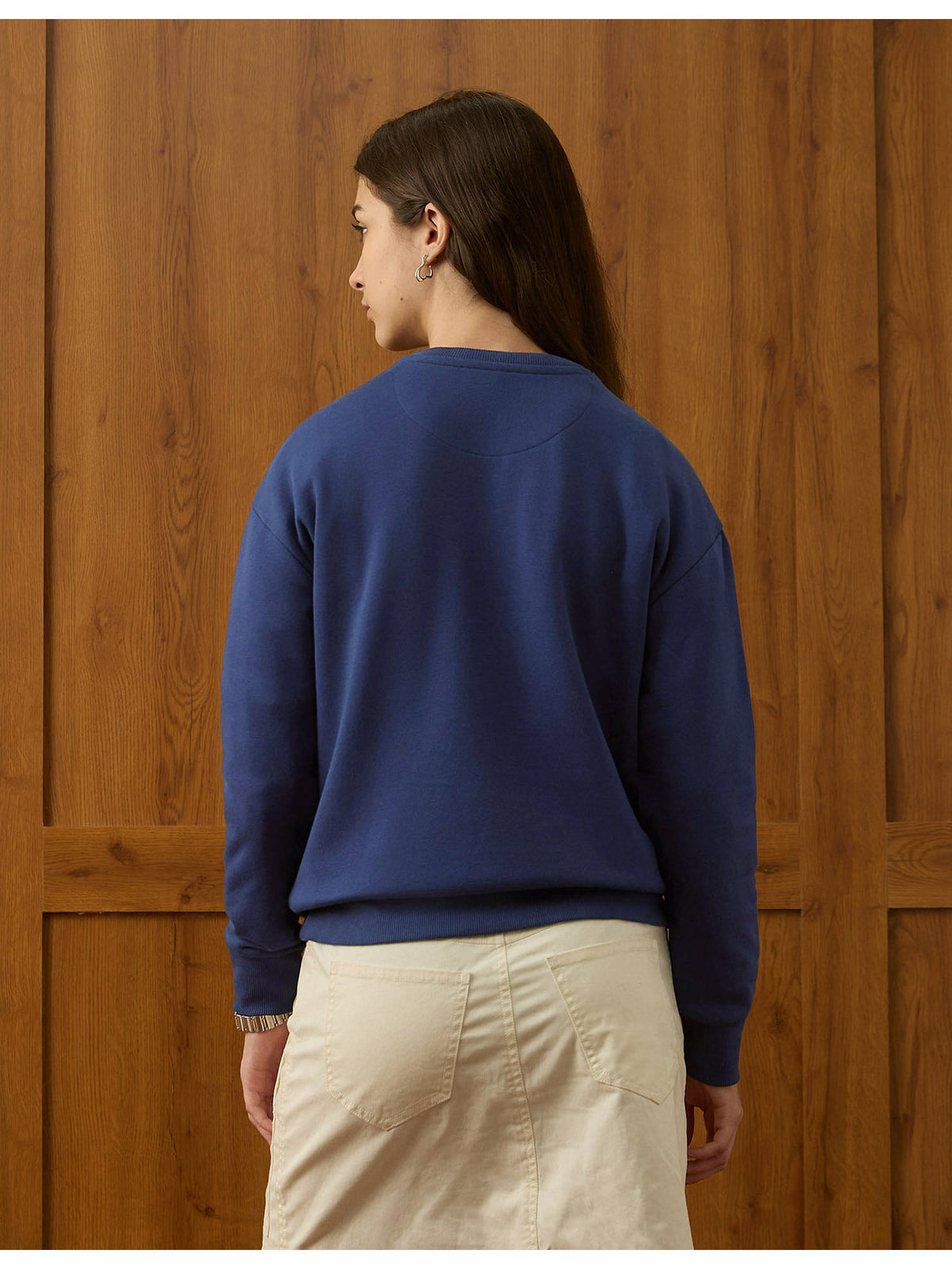 Womens Blue Embellished Drop Shoulder Sweatshirt | HD56 - view 5