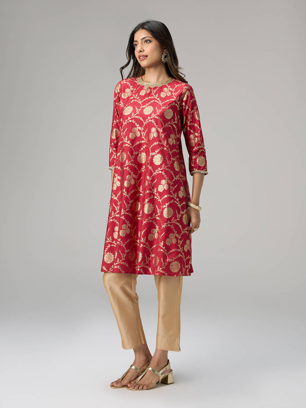 Off White Gadhwal Foil Printed Embellished Neck Kurta Brigade Bride | U3S - view 37
