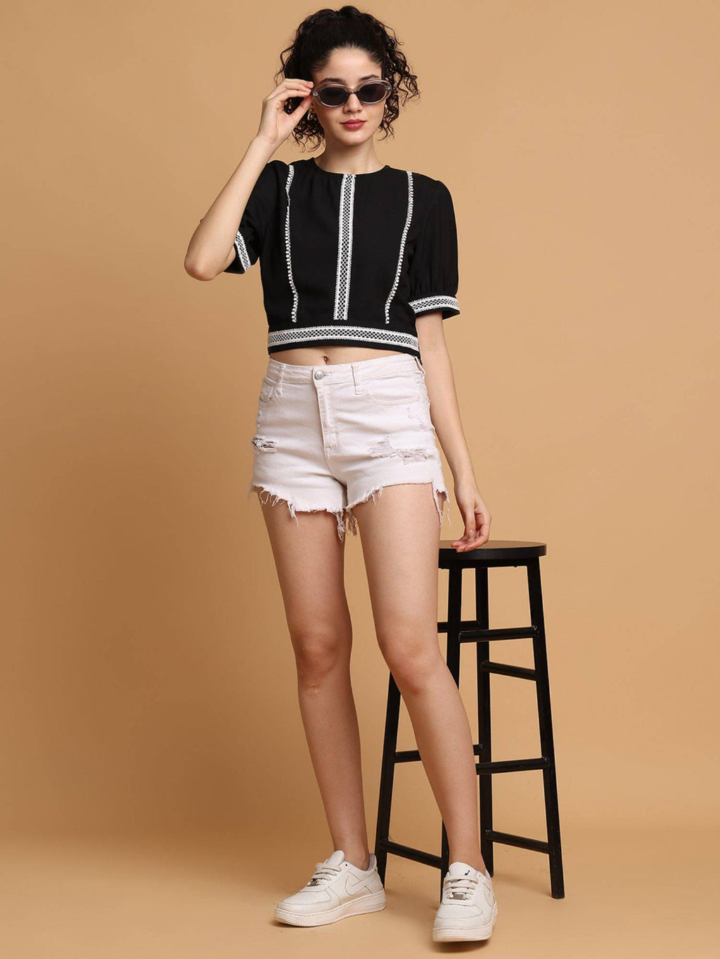 Black Contrast White Lace Crop Top | CT61 - view 5