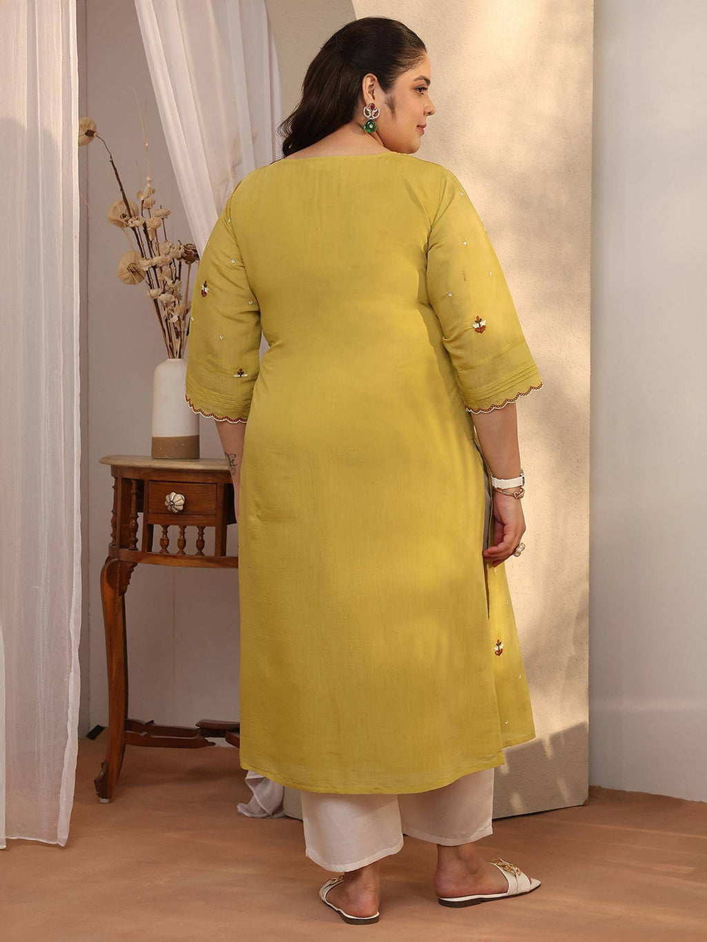 Plus Size Green Embroidered Chanderi Cotton Straight Kurta | U3S - view 3