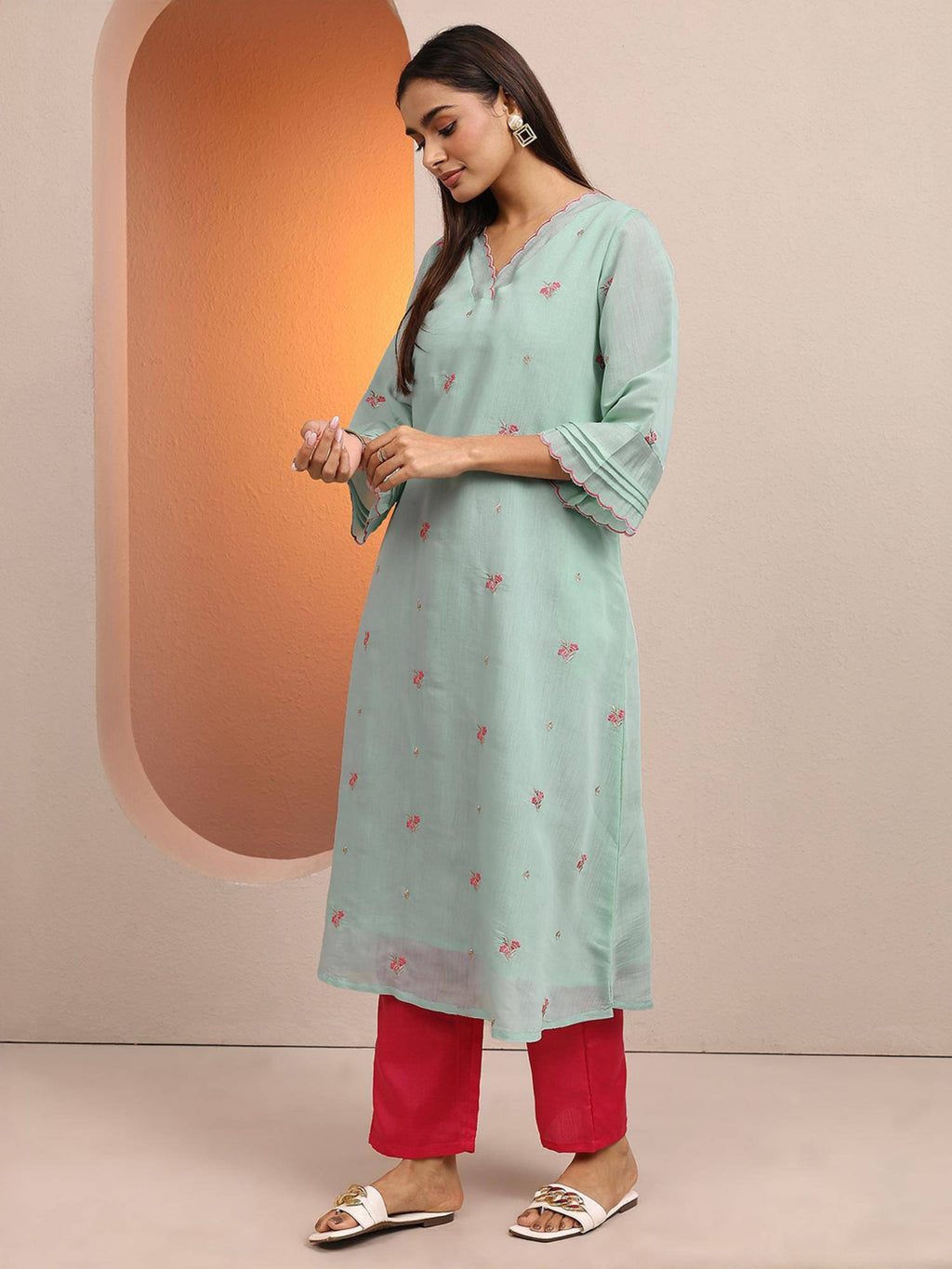 Blue Floral Embroidered A-Line Kurta With Pocket And Lining | U3S - view 2
