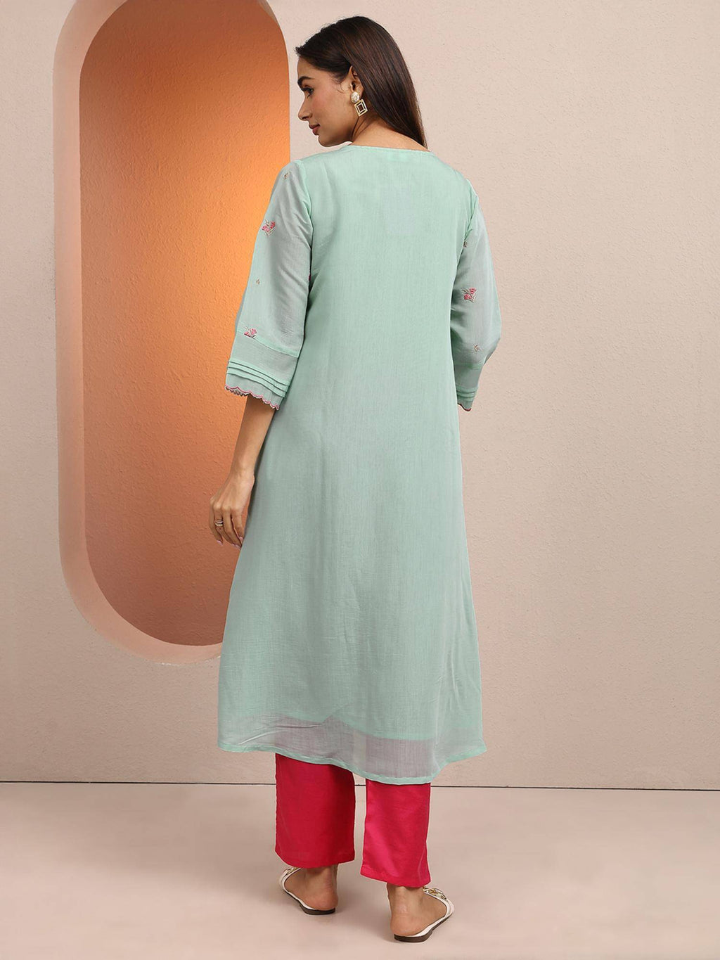 Blue Floral Embroidered A-Line Kurta With Pocket And Lining | U3S - view 3