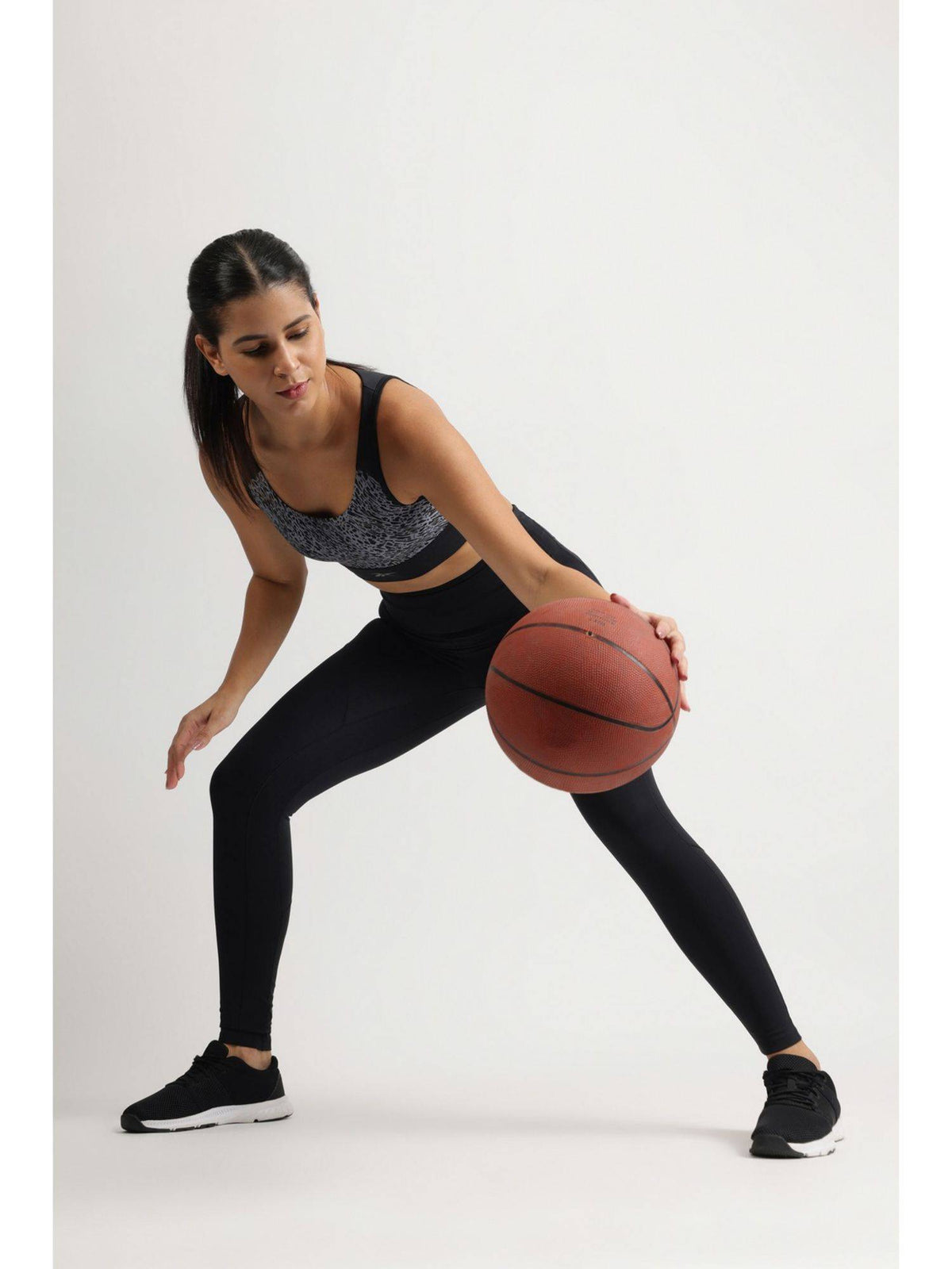 Women Grey Sports Bra | sb09 - view 11