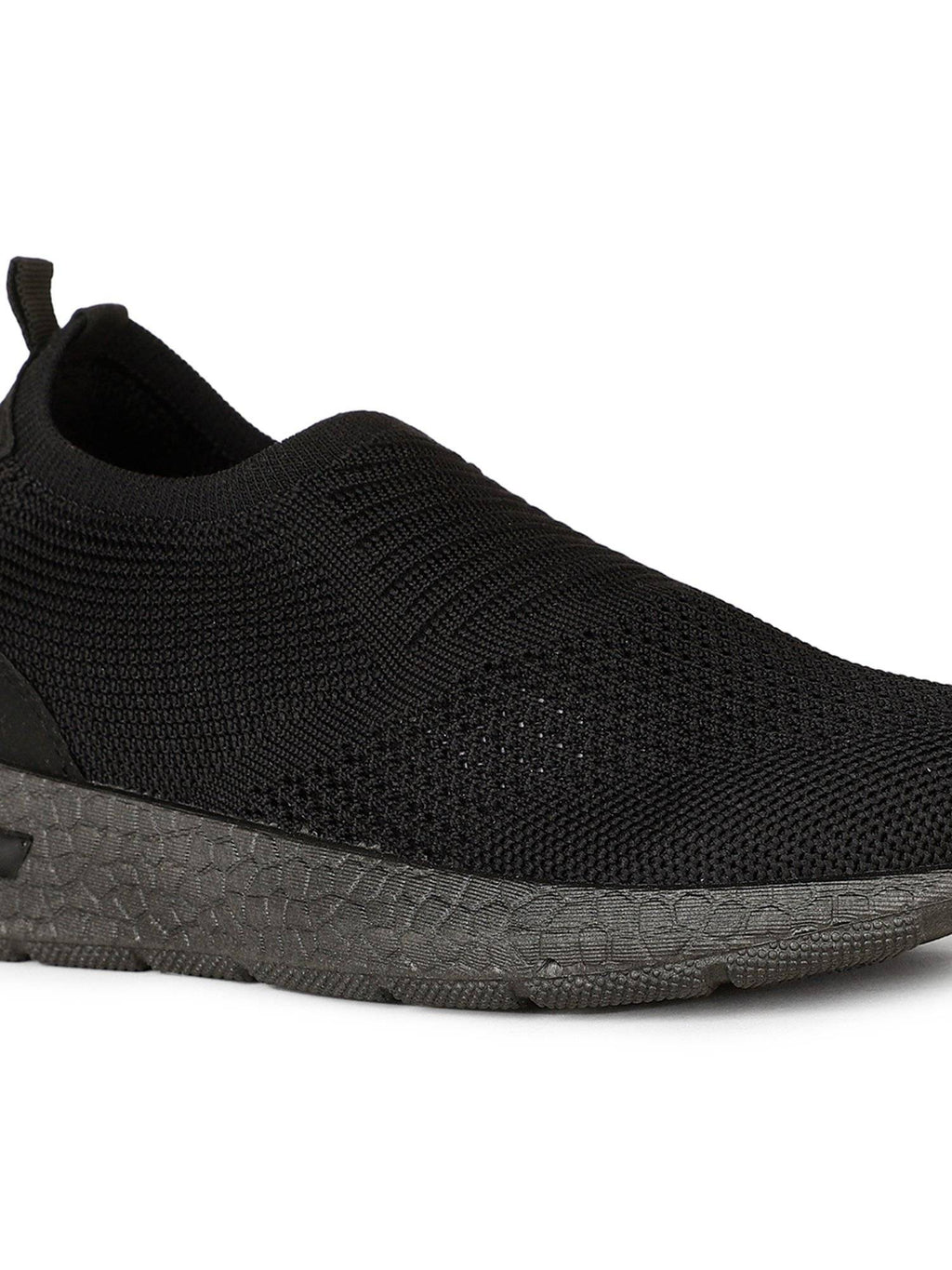 Women Slip On Walking Shoes Black | SH9 - view 5