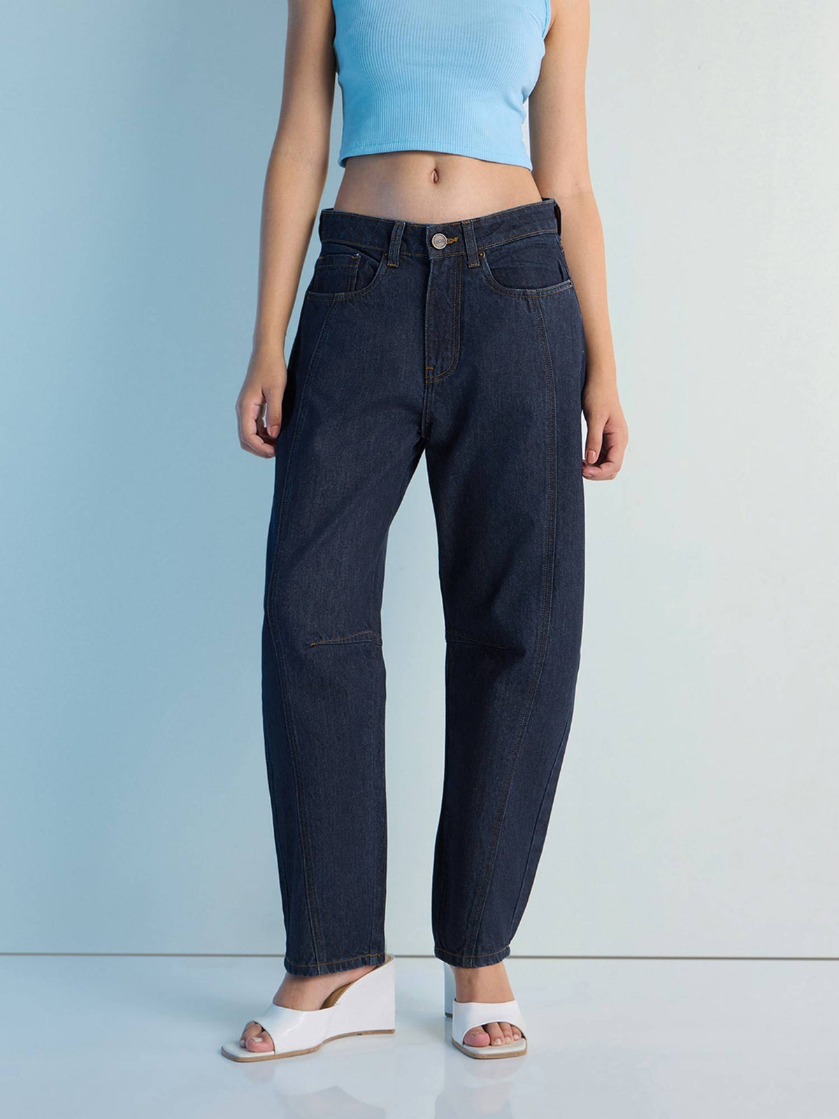 Blue Women's Barrel Fit with Knee Dart Jeans | RF89 - view 4