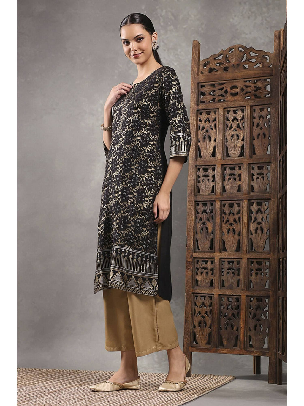 Women Black Viscose Rayon Printed Straight Kurta | U3S - view 3