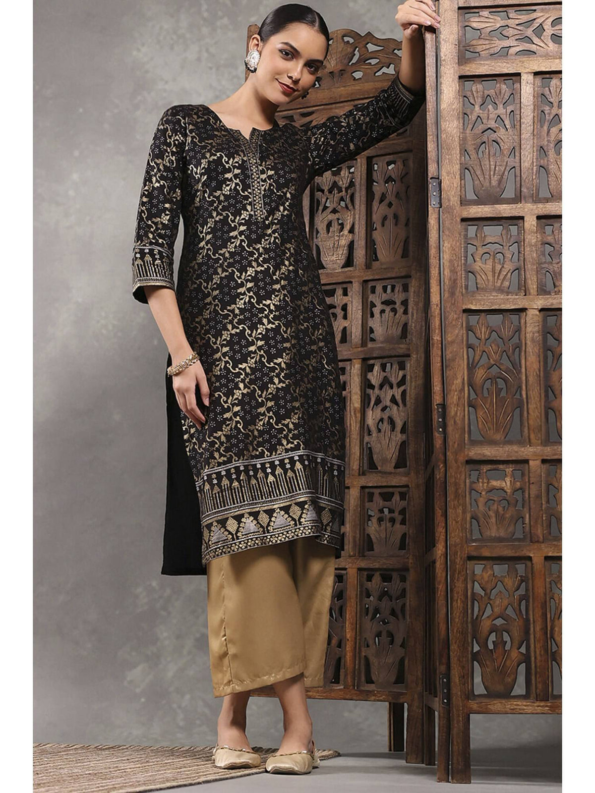 Women Black Viscose Rayon Printed Straight Kurta | U3S - view 6