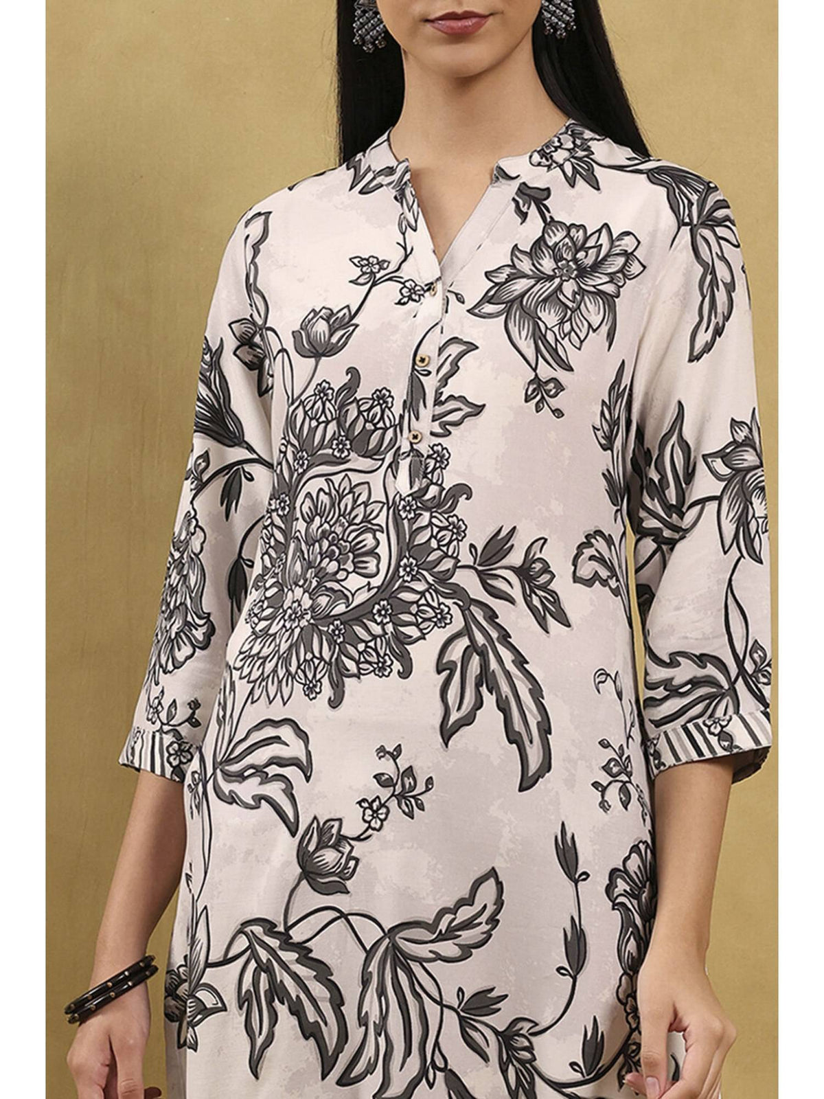 Women Viscose Rayon Printed Straight Kurta | FY93 - view 2