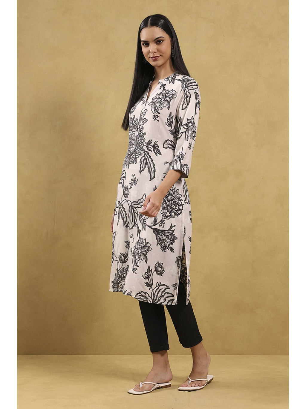 Women Viscose Rayon Printed Straight Kurta | U3S - view 3