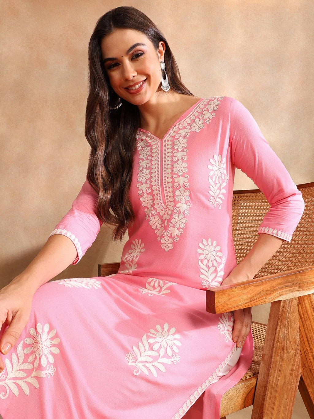 Green Viscose Rayon Solid Embroidered Chikankari Straight Kurta | FY93 - view 5