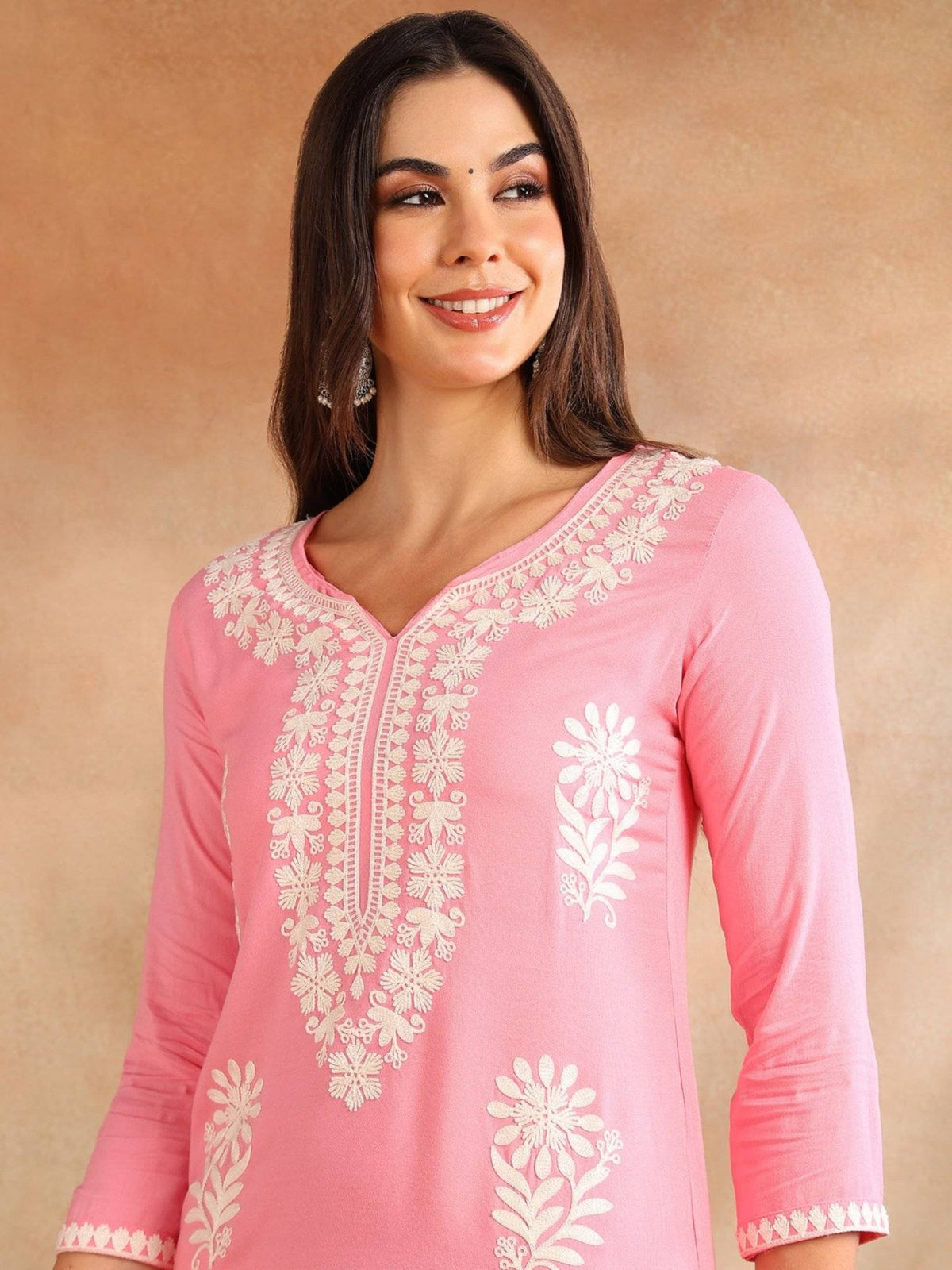 Green Viscose Rayon Solid Embroidered Chikankari Straight Kurta | KDG - view 11