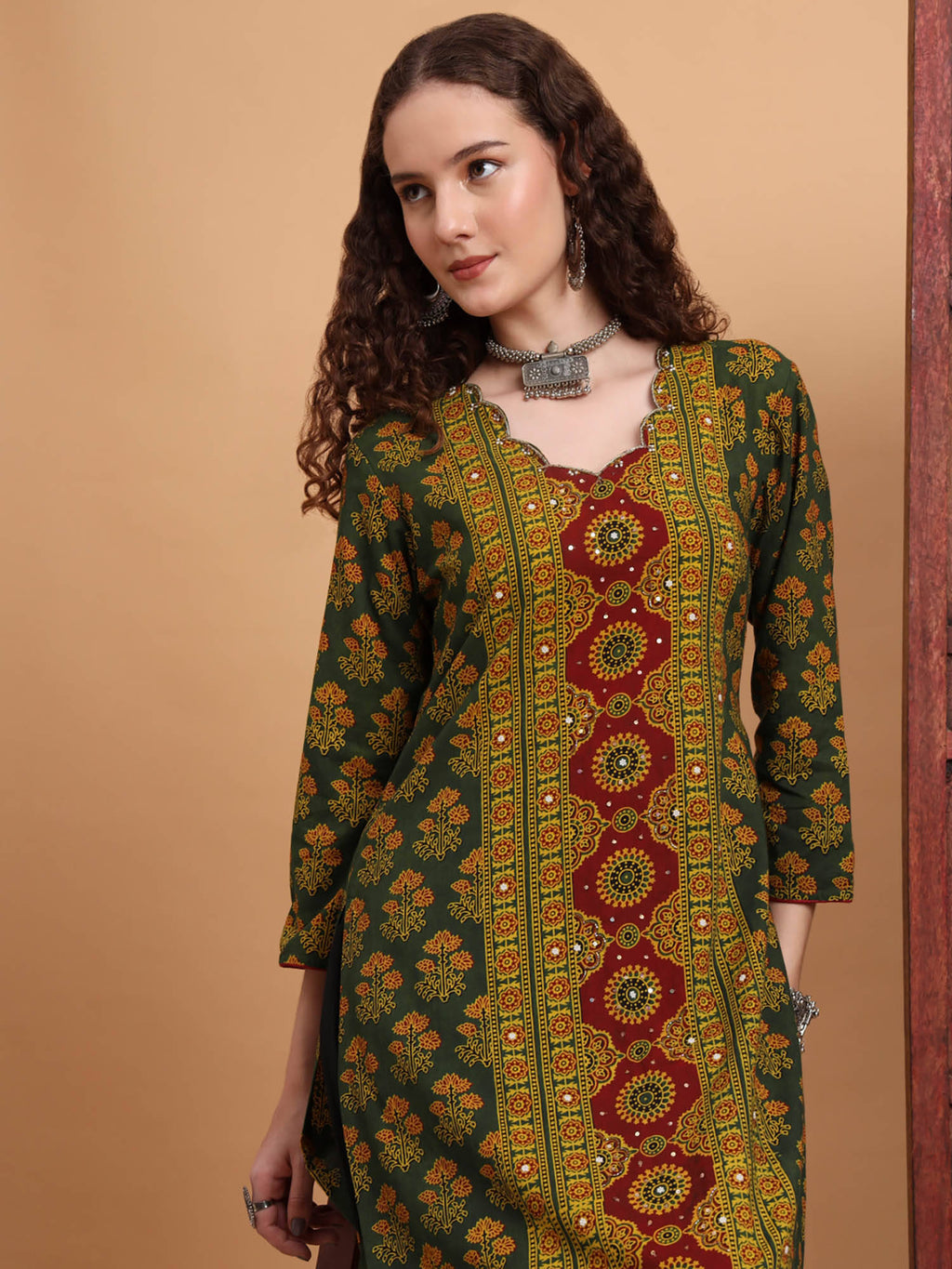 Women Hand Block Ajrak Printed Kurta - Green | FY93 - view 4