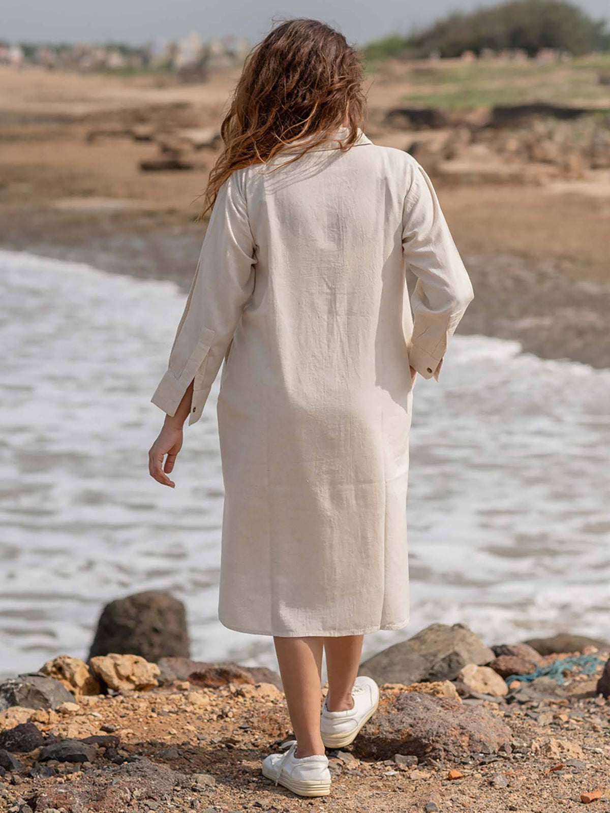 Women Cream Solid Midi Dress | D56 - view 2