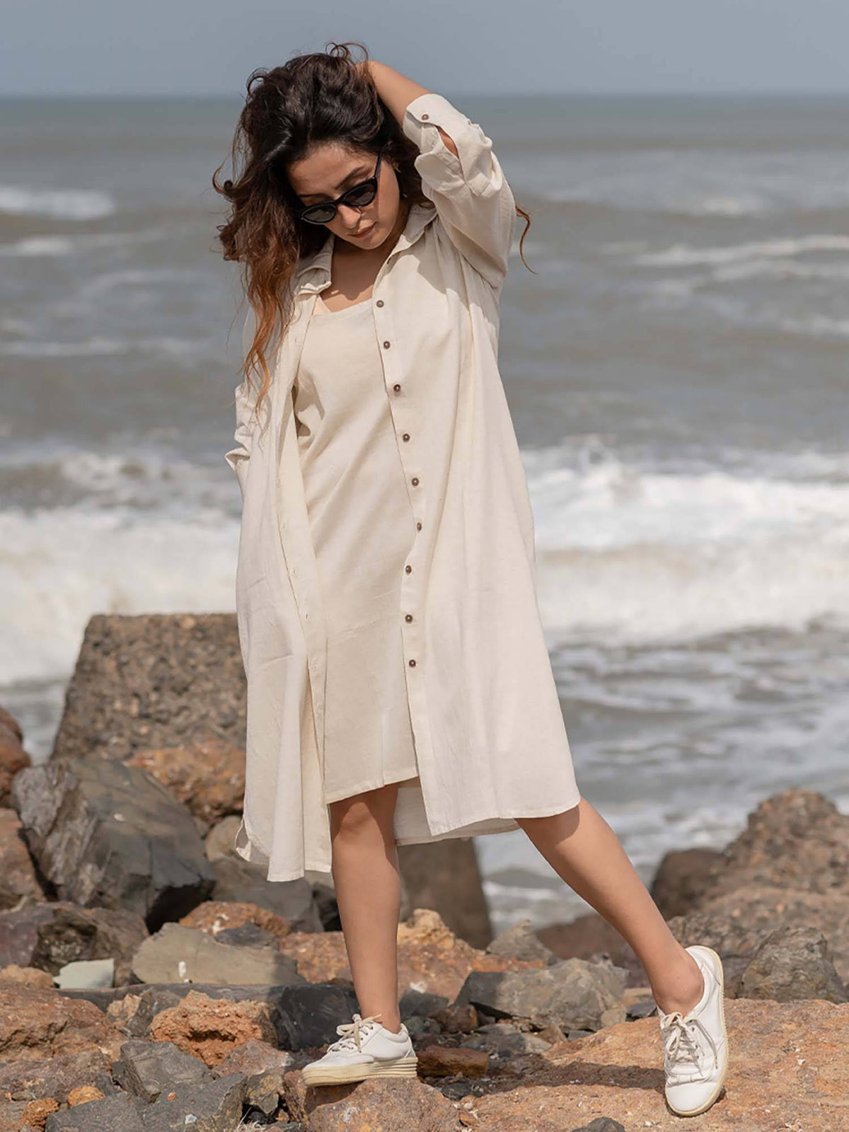 Women Cream Solid Midi Dress | D56 - view 4