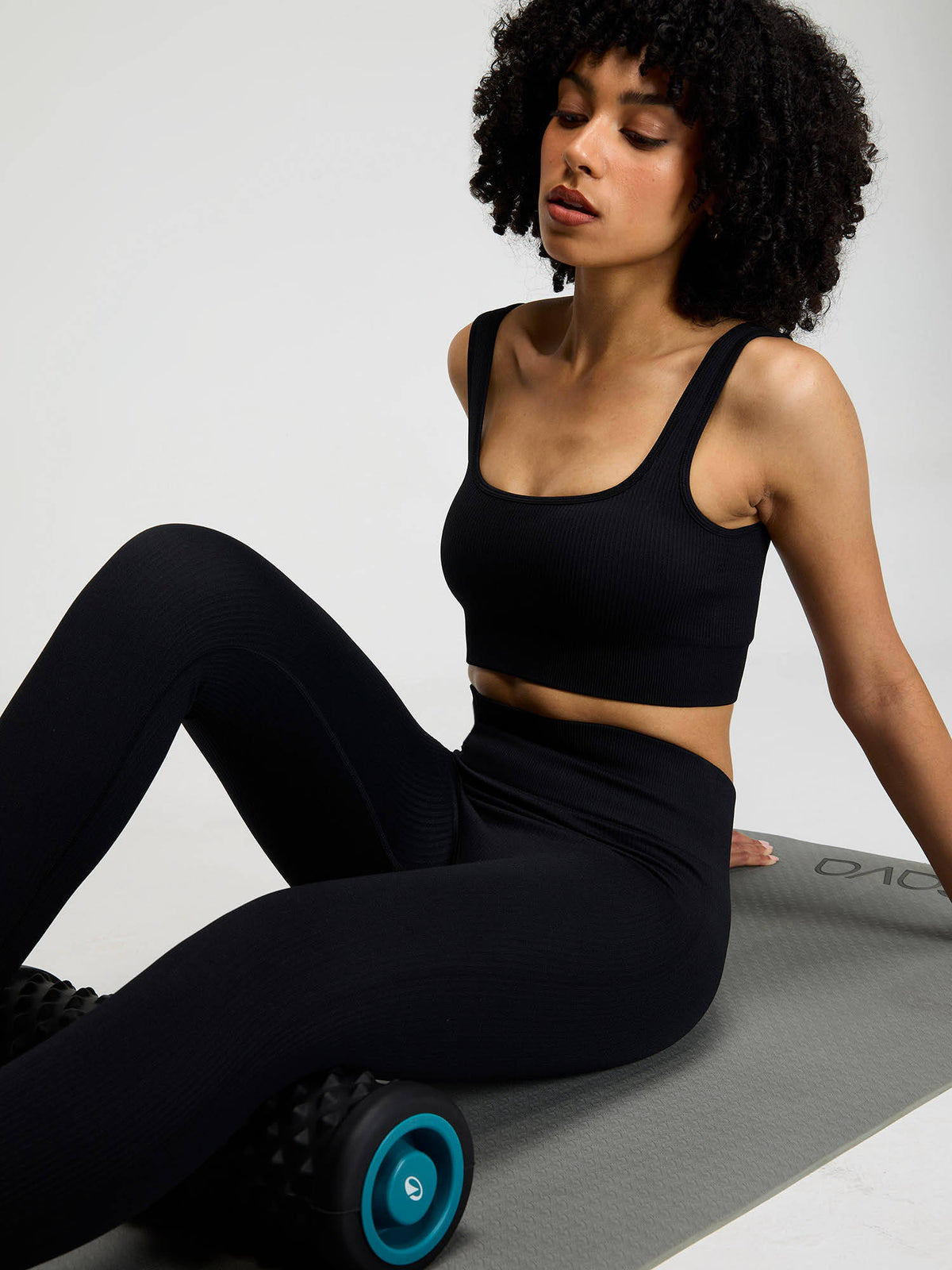 Slate Blue Contoured Seamless Solid Sports Bra | sb09 - view 11