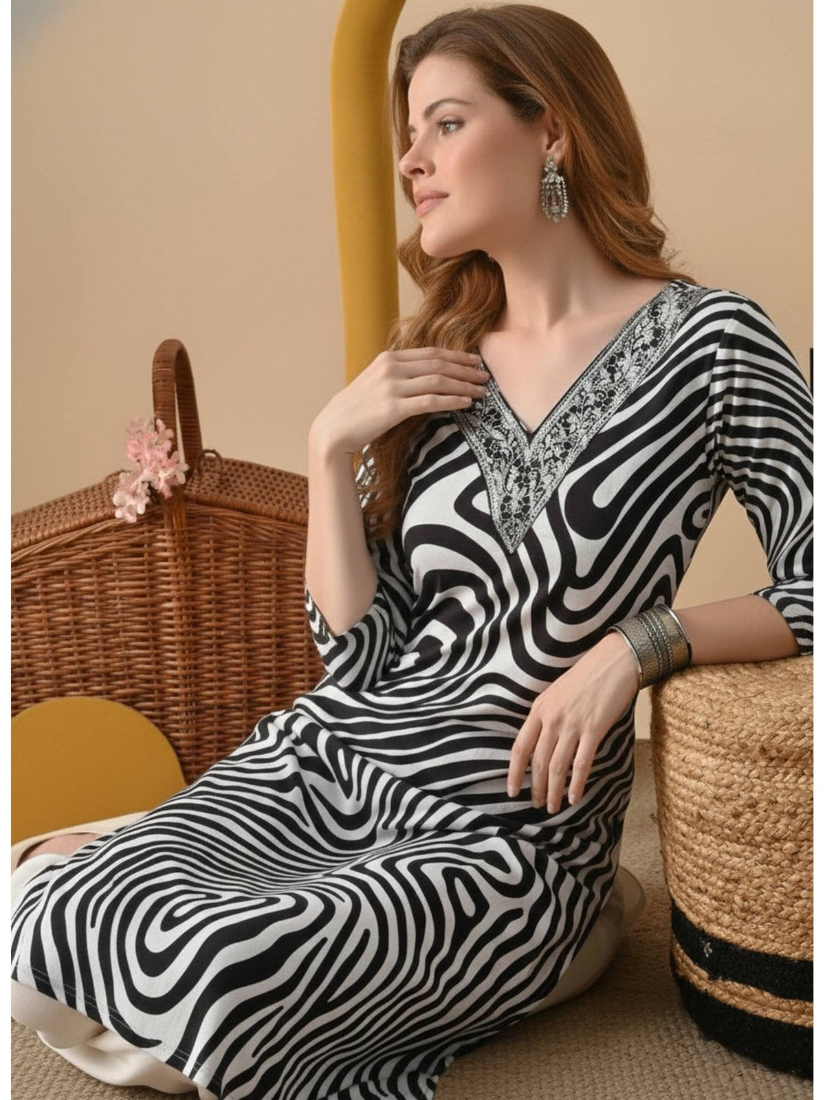 Black Cotton Printed Embroidered Kurta | KDG - view 4