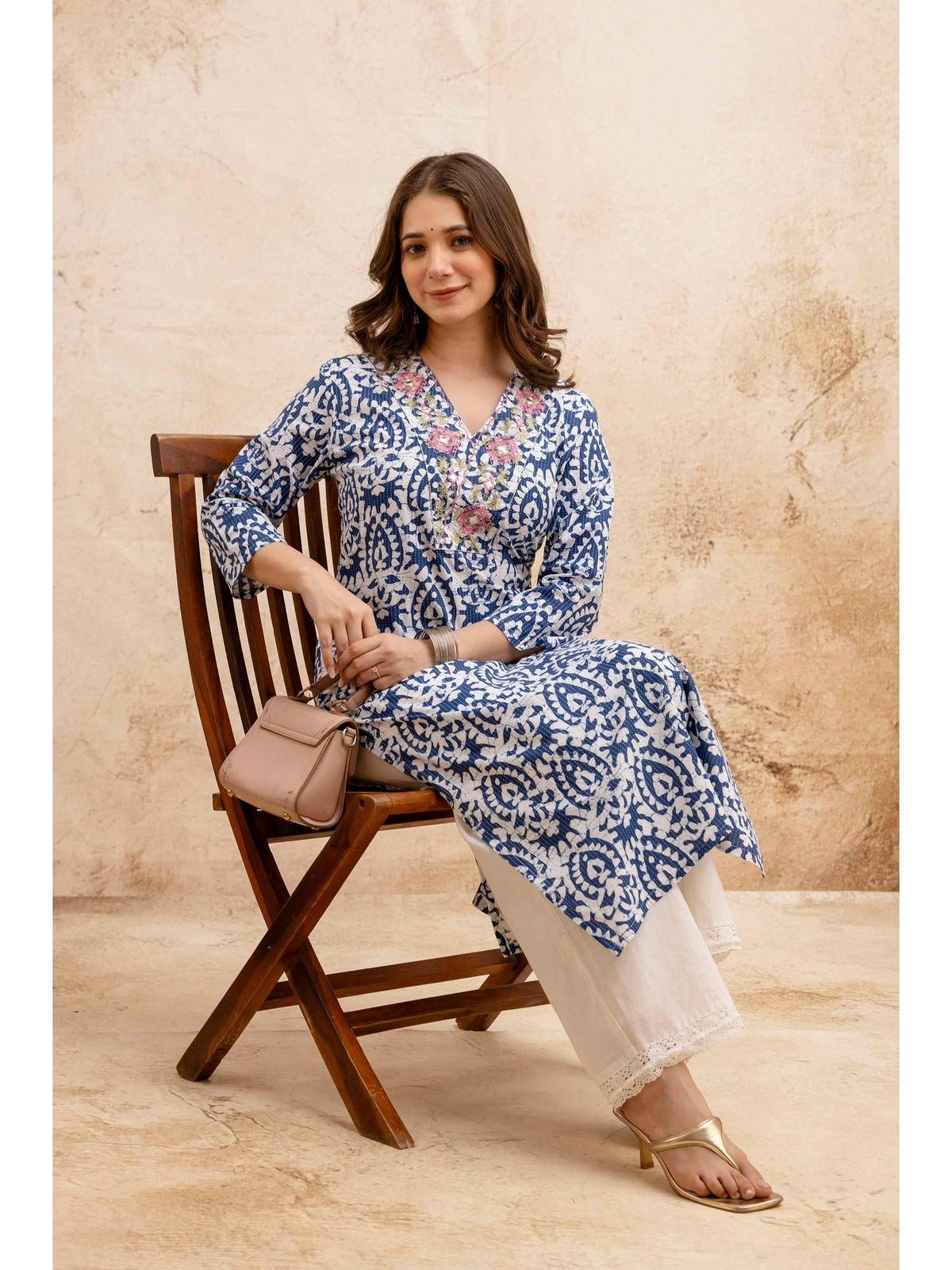 Blue Cotton Printed Embroidered Kurta | FY93 - view 4