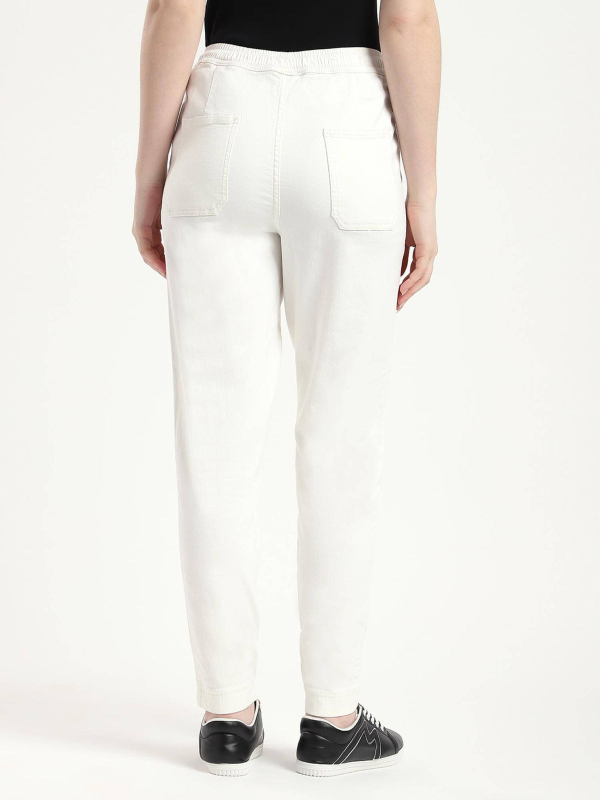 White Solid Relaxed Women Jeans | RF89 - view 2