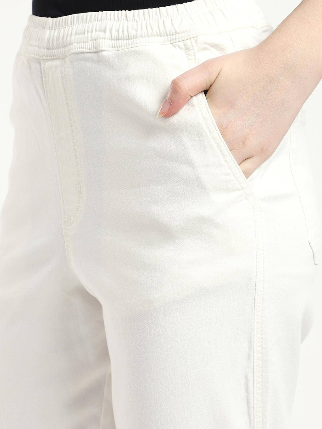 White Solid Relaxed Women Jeans | RF89 - view 5
