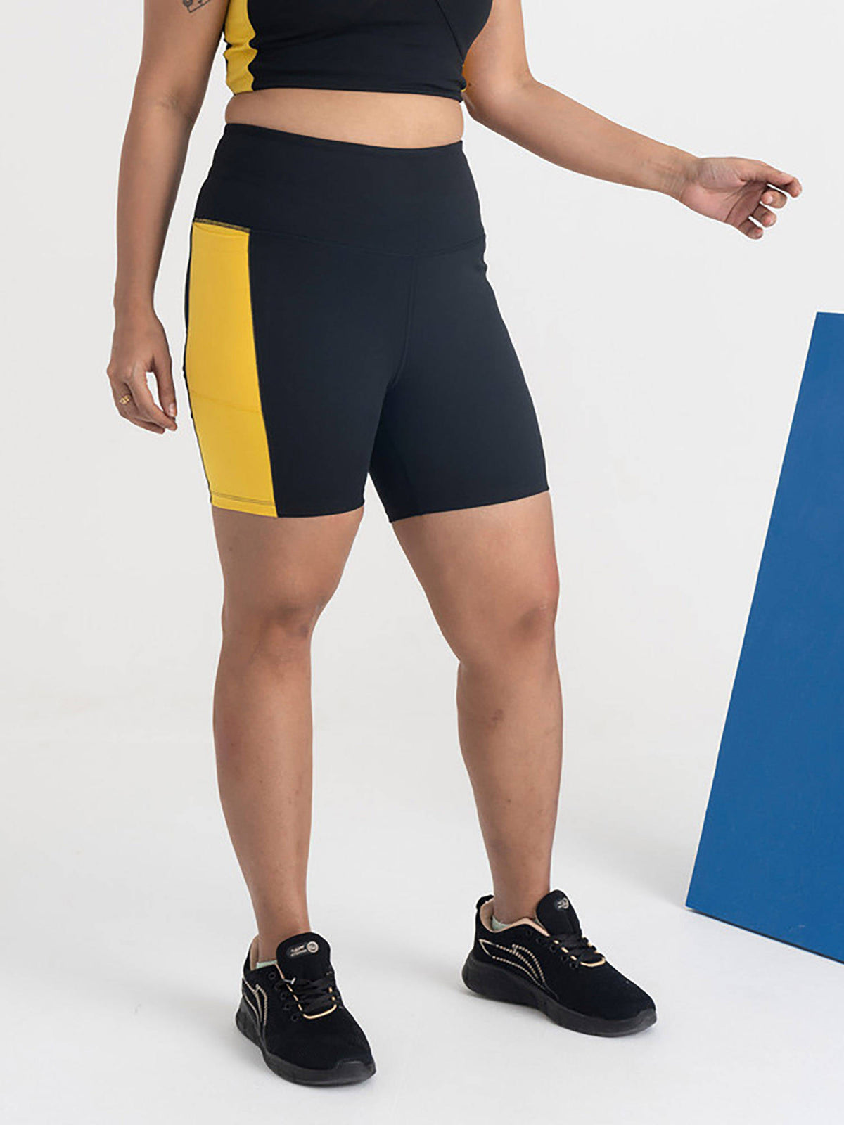 Epic Pop High Waist Stretchable Active Shorts with 2 Side Pockets - view 3