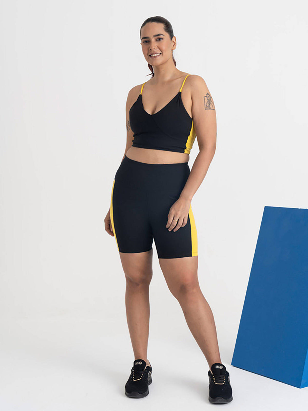 Epic Pop High Waist Stretchable Active Shorts with 2 Side Pockets - view 5
