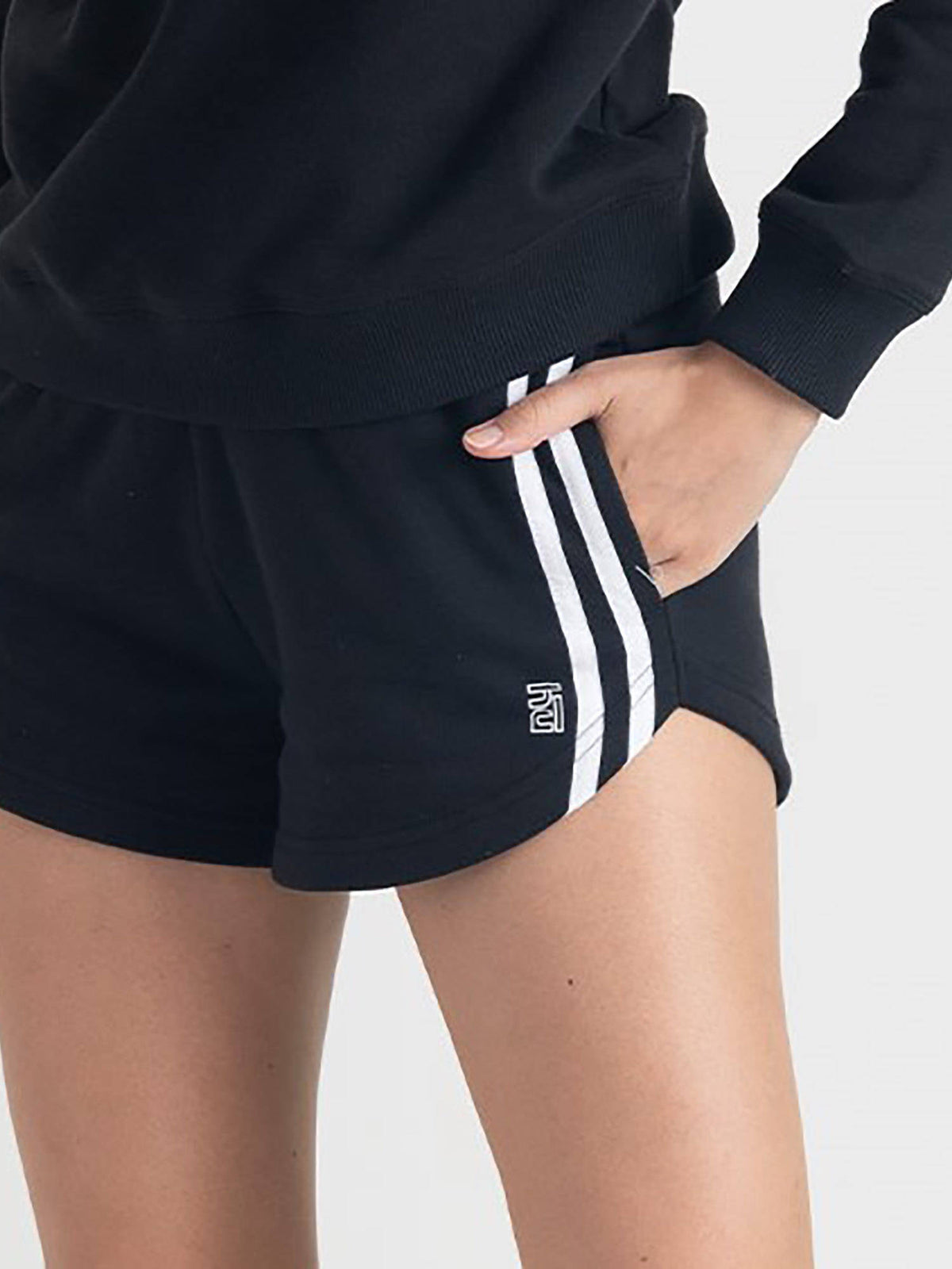 Supreme Chill High Waist Cotton Active Shorts with 2 Side Pockets - view 4