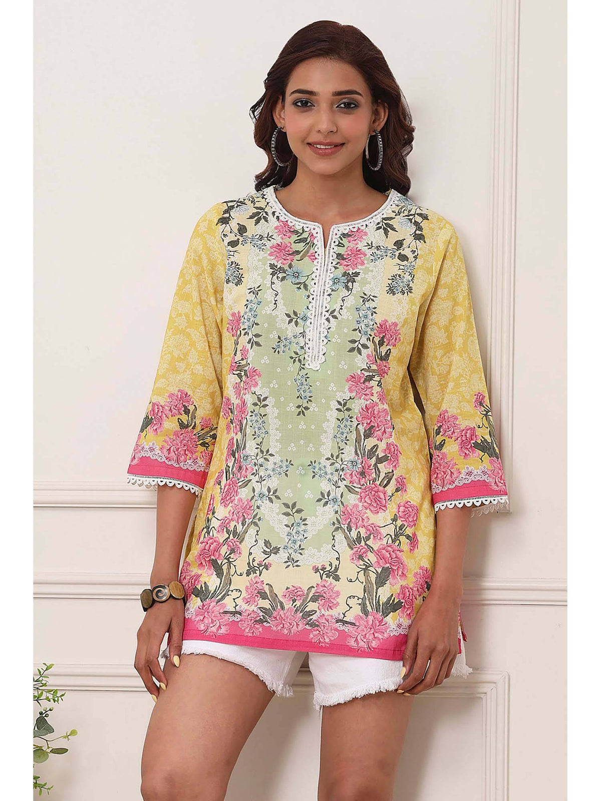 Women Yellow Cotton Round Neck Kurta | KDG - view 6